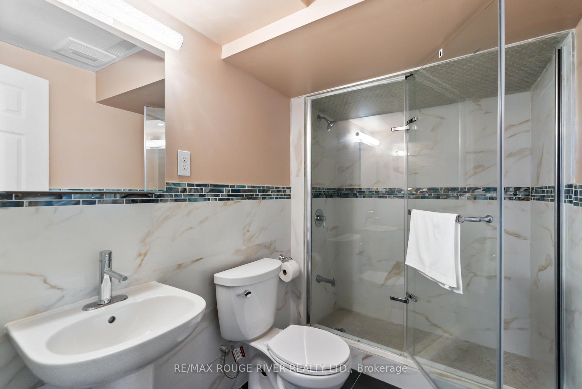 Photo 25 of 133 Swindells Street, Clarington, Bowmanville — HOMEH