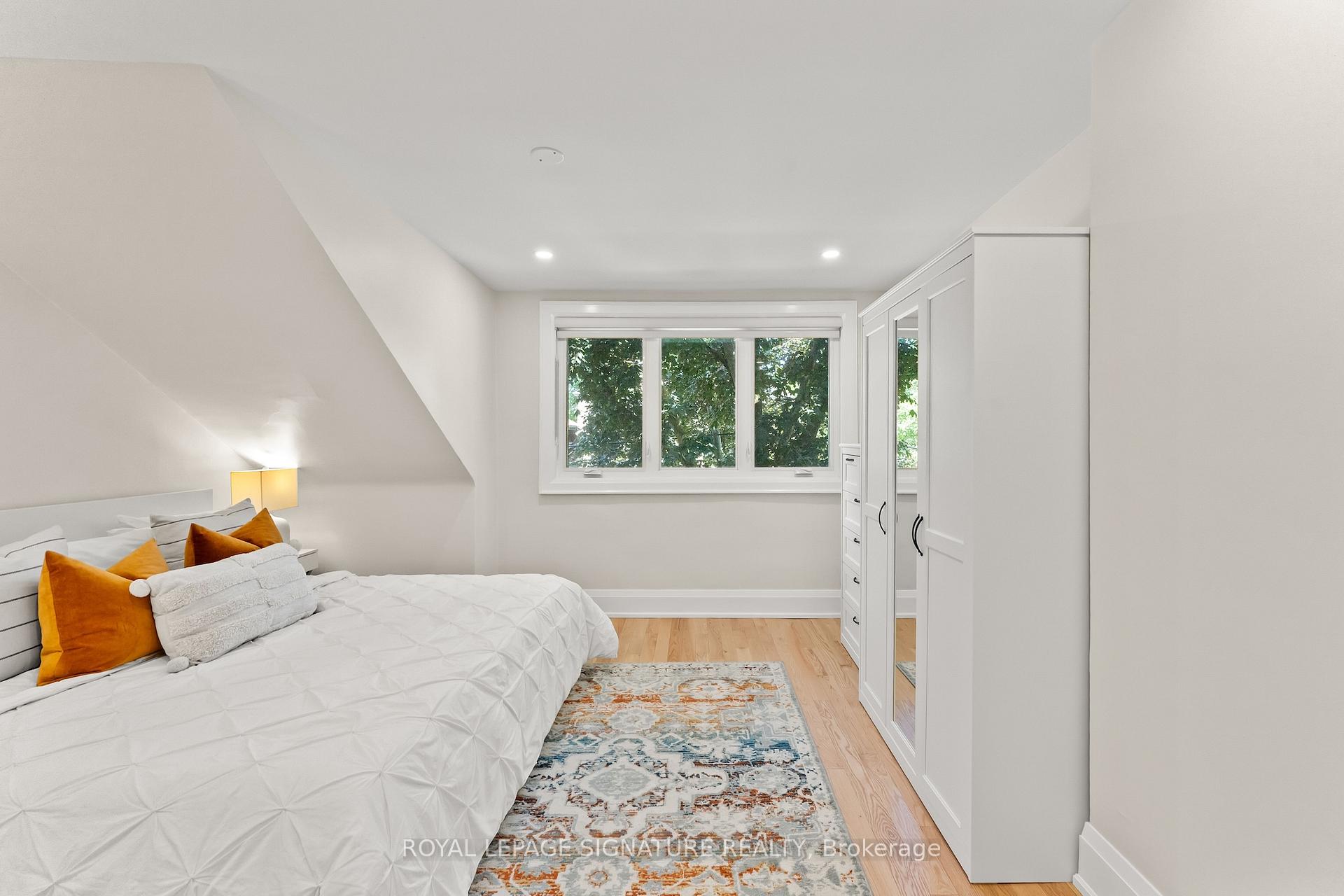 Photo 23 of 225 Bowood Avenue, Toronto, Lawrence Park North — HOMEH