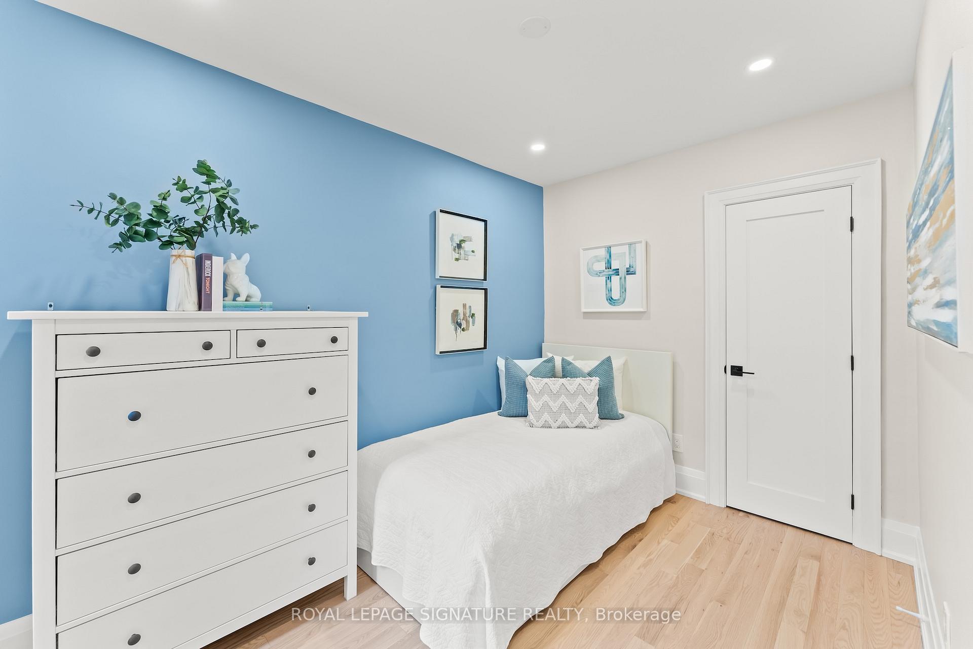 Photo 18 of 225 Bowood Avenue, Toronto, Lawrence Park North — HOMEH