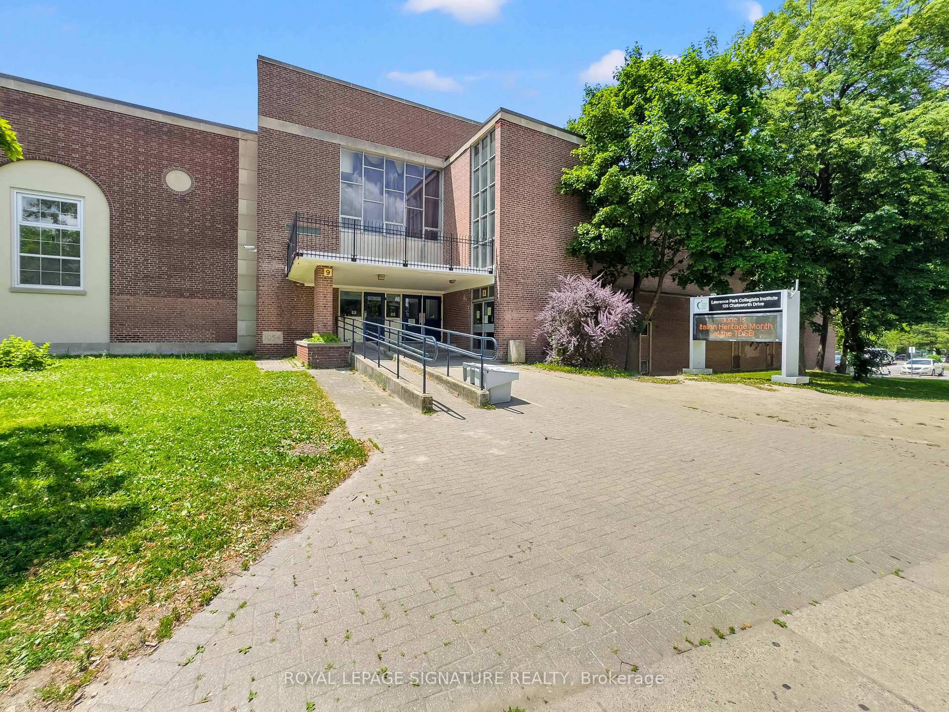 Photo 45 of 225 Bowood Avenue, Toronto, Lawrence Park North — HOMEH