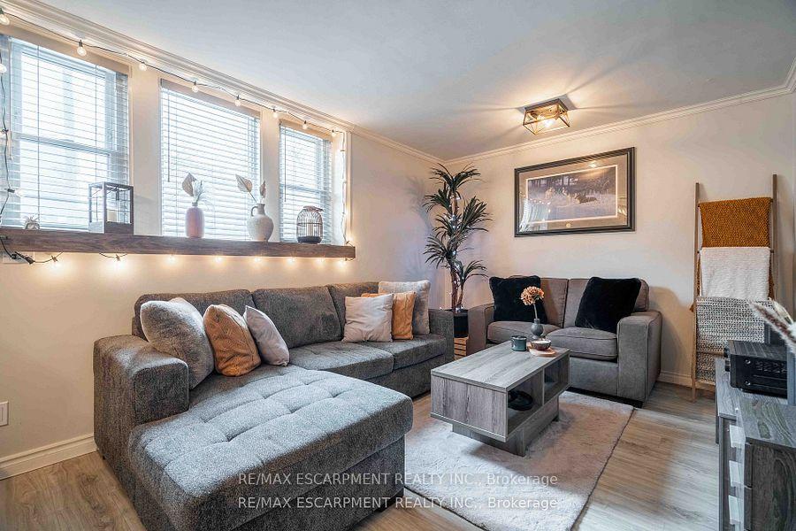 Photo 1 of Unit 9, 356 Hunter Street E, Hamilton, Stinson — HOMEH