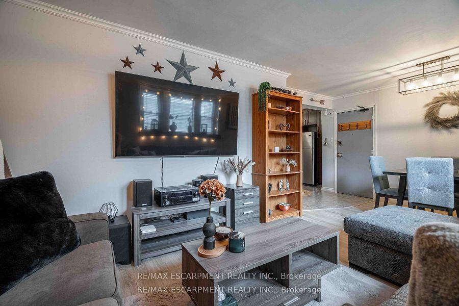 Photo 12 of Unit 9, 356 Hunter Street E, Hamilton, Stinson — HOMEH