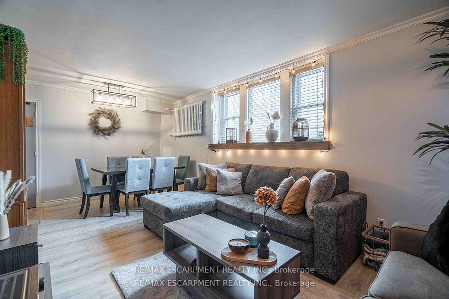 Photo 5 of Unit 9, 356 Hunter Street E, Hamilton, Stinson — HOMEH