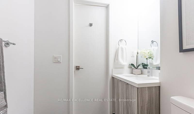 Photo 18 of Unit 205, 2908 Highway 7, Vaughan, Concord — HOMEH