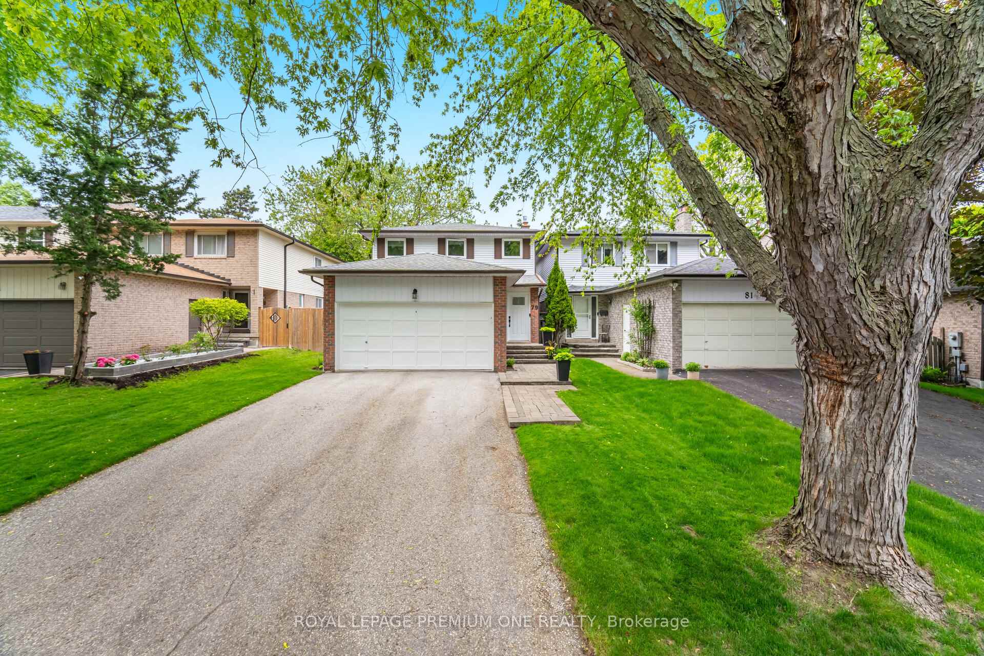 Photo 21 of 79 Bishop Crescent, Markham, Markham Village — HOMEH