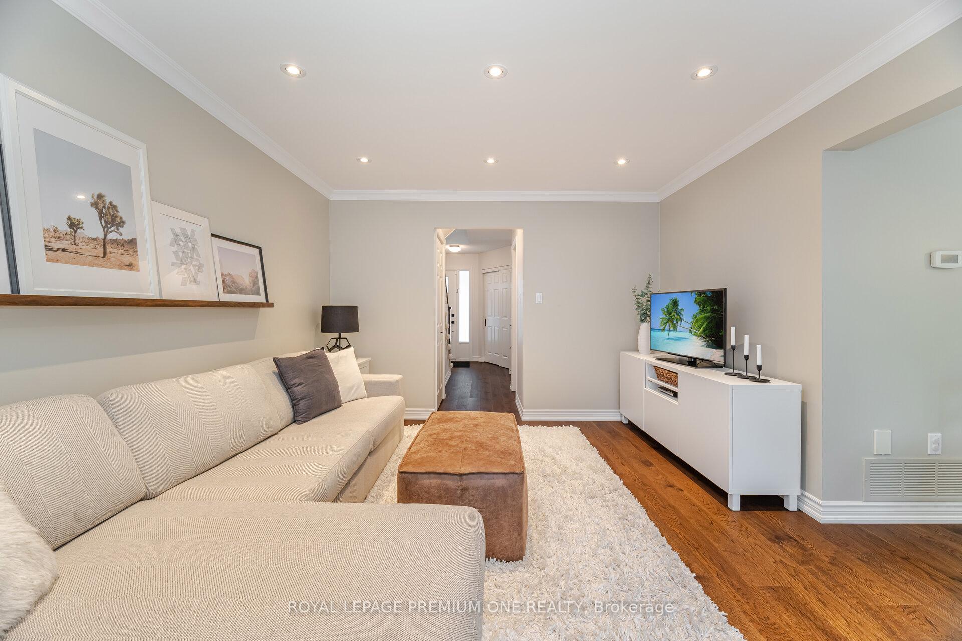 Photo 40 of 79 Bishop Crescent, Markham, Markham Village — HOMEH