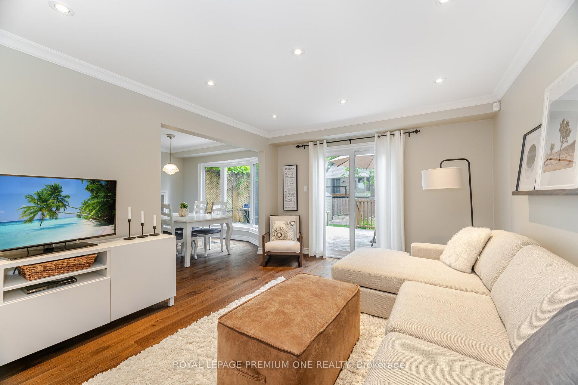 Photo 35 of 79 Bishop Crescent, Markham, Markham Village — HOMEH
