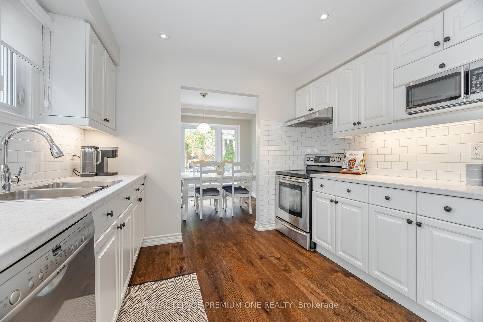 Photo 29 of 79 Bishop Crescent, Markham, Markham Village — HOMEH