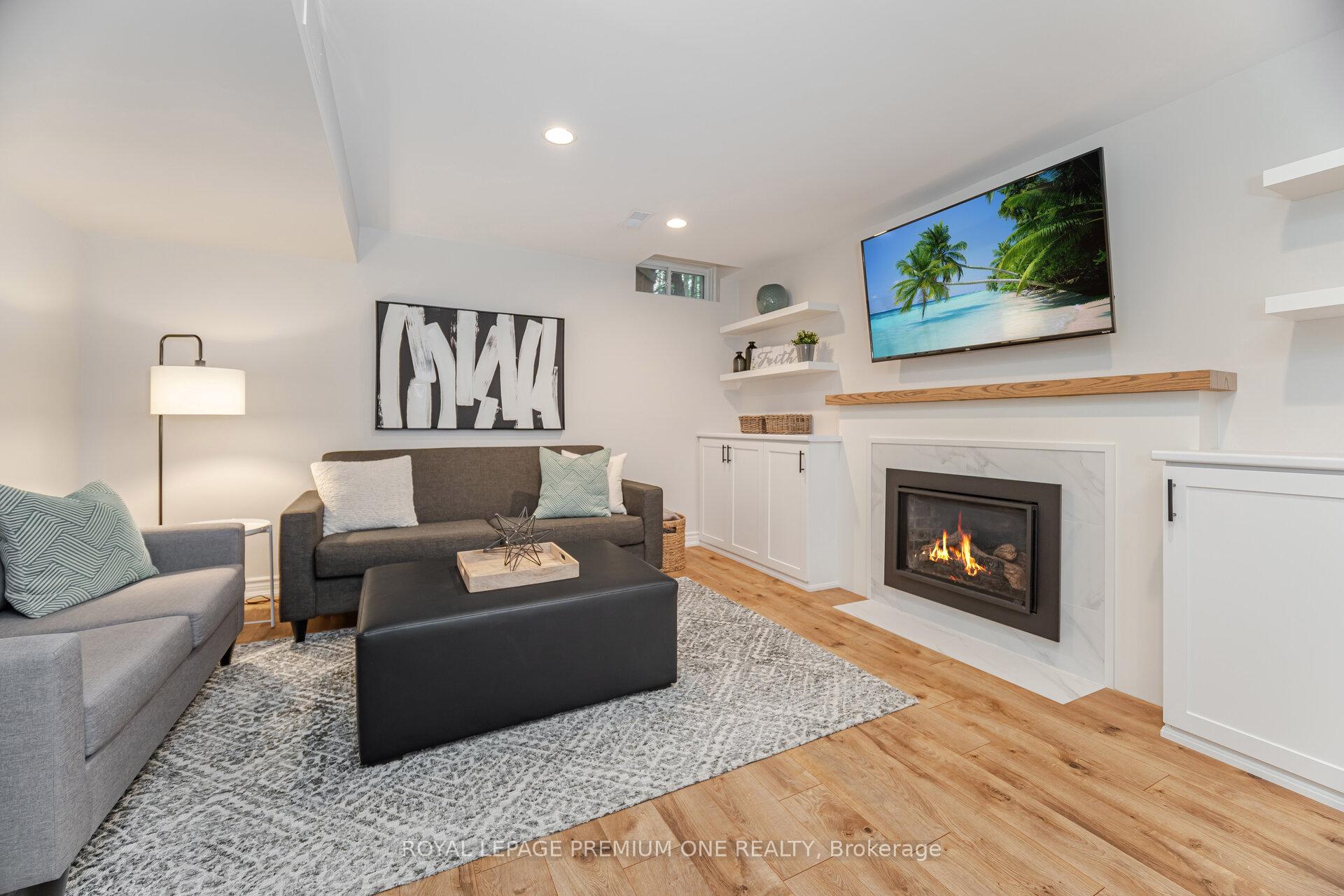 Photo 45 of 79 Bishop Crescent, Markham, Markham Village — HOMEH