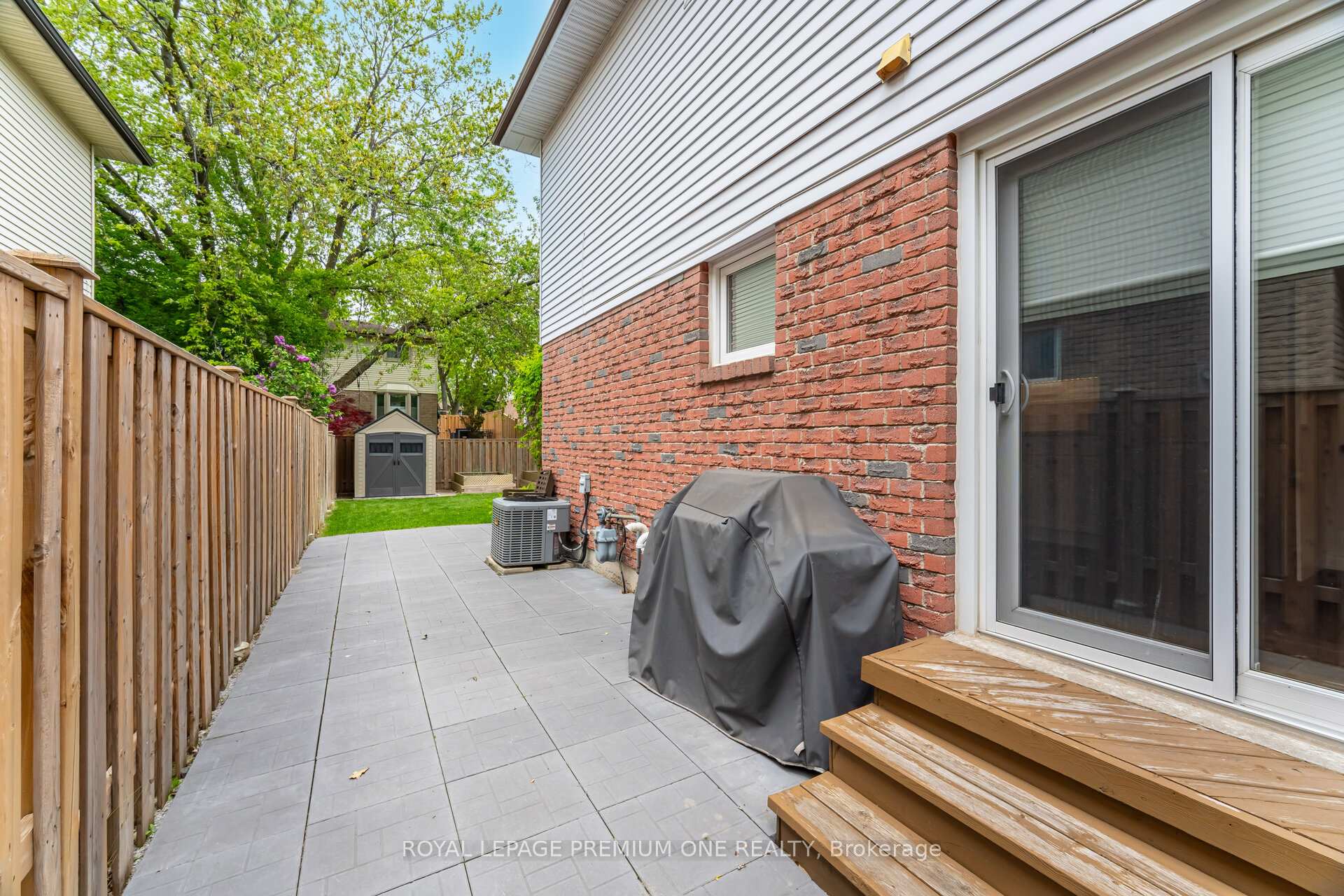 Photo 41 of 79 Bishop Crescent, Markham, Markham Village — HOMEH