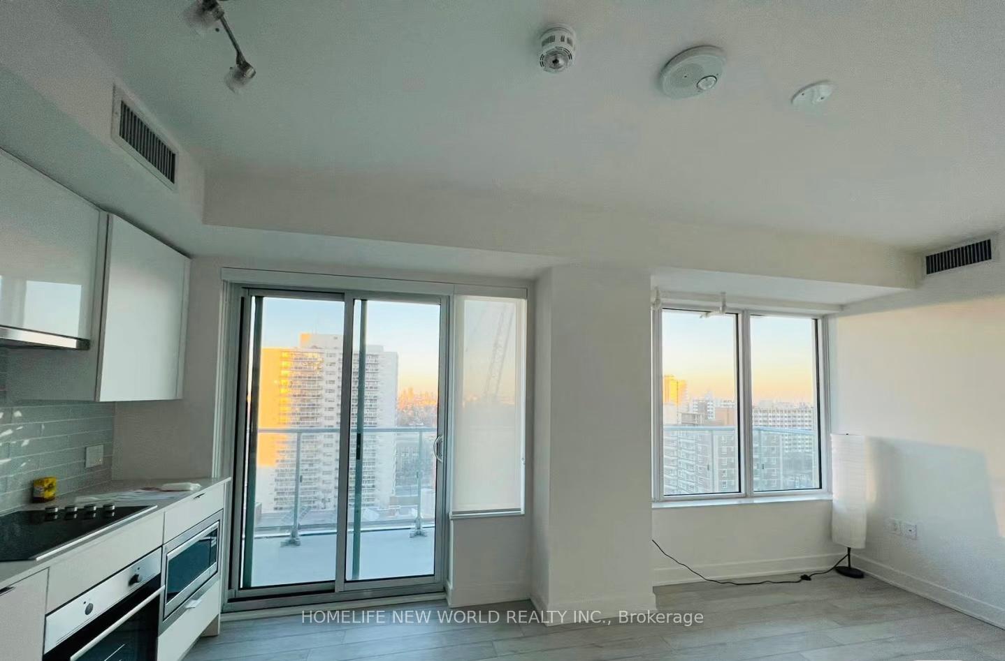 Photo 5 of Unit 1204, 195 Redpath Avenue, Toronto, Mount Pleasant East — HOMEH