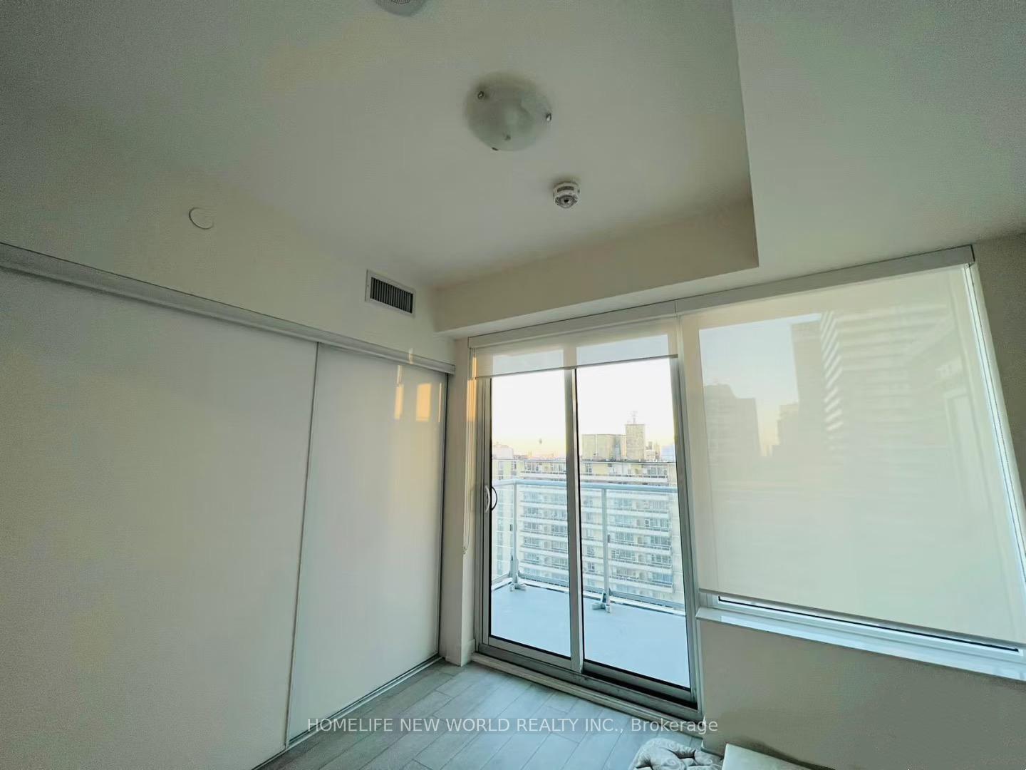Photo 2 of Unit 1204, 195 Redpath Avenue, Toronto, Mount Pleasant East — HOMEH