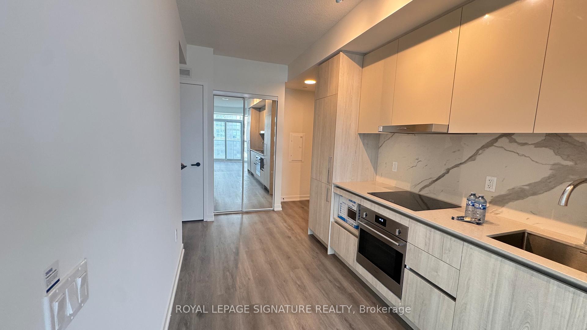 Photo 13 of Unit 4115, 225 Commerce Street, Vaughan, Vaughan Corporate Centre — HOMEH