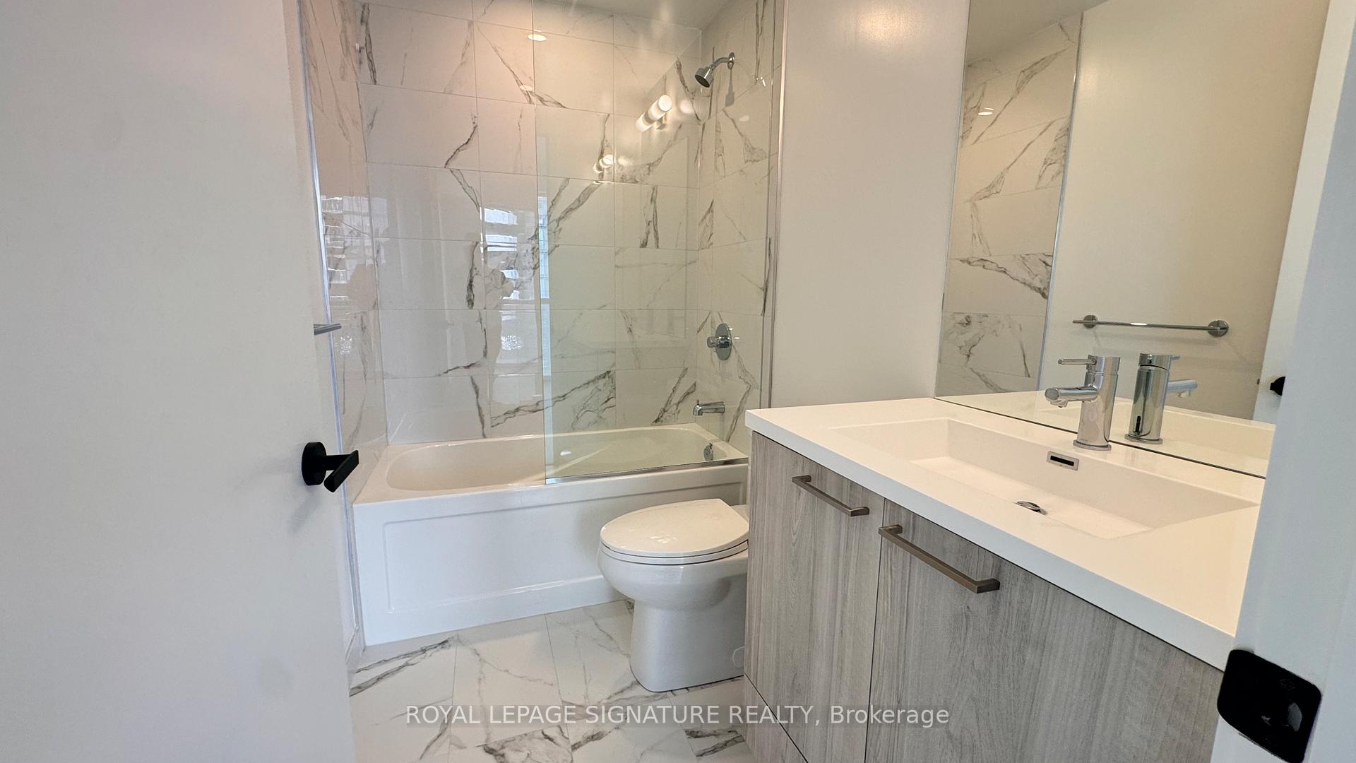 Photo 4 of Unit 4115, 225 Commerce Street, Vaughan, Vaughan Corporate Centre — HOMEH
