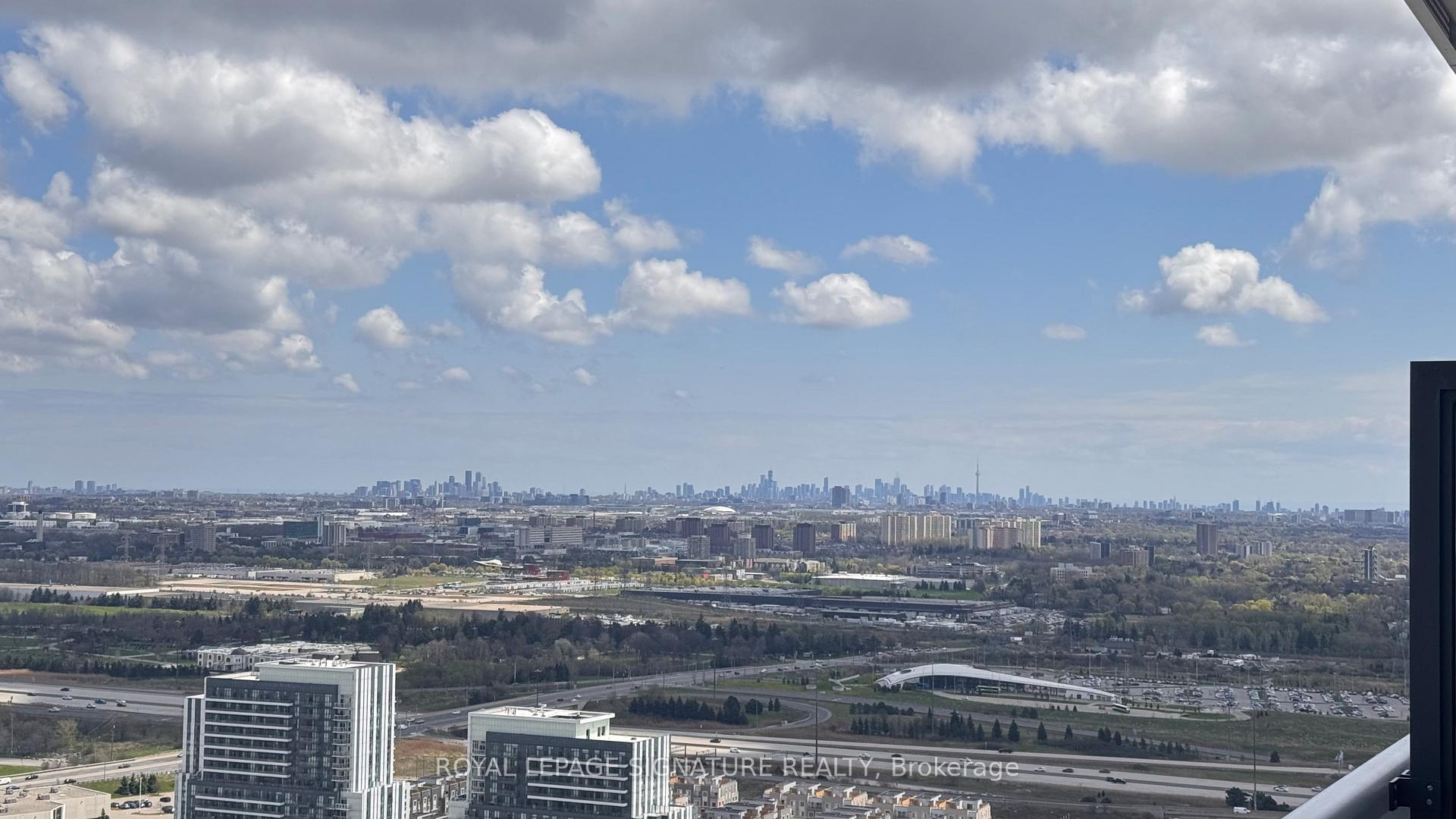 Photo 12 of Unit 4115, 225 Commerce Street, Vaughan, Vaughan Corporate Centre — HOMEH