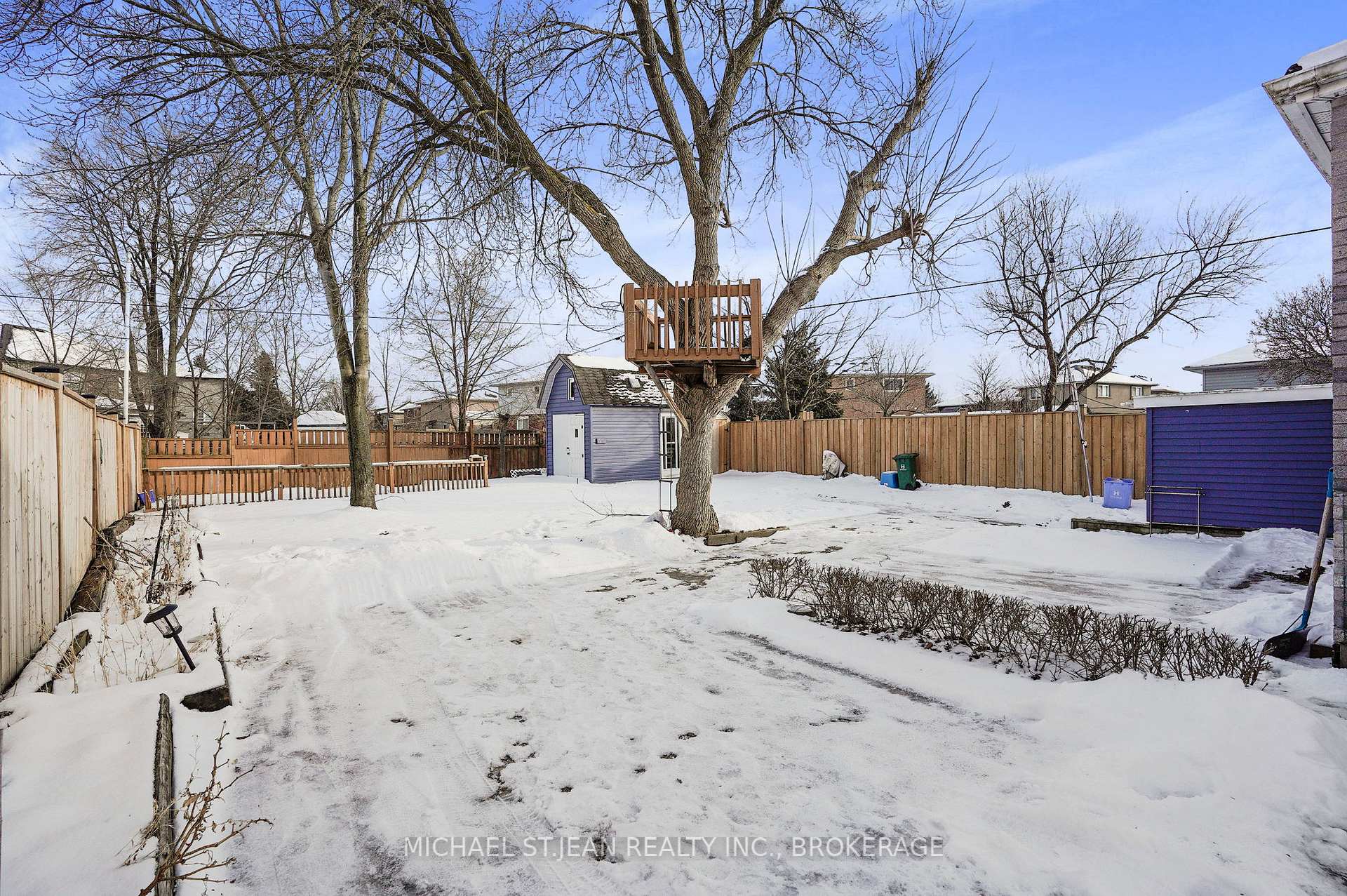 Photo 24 of 64 First Road W, Hamilton, Stoney Creek — HOMEH