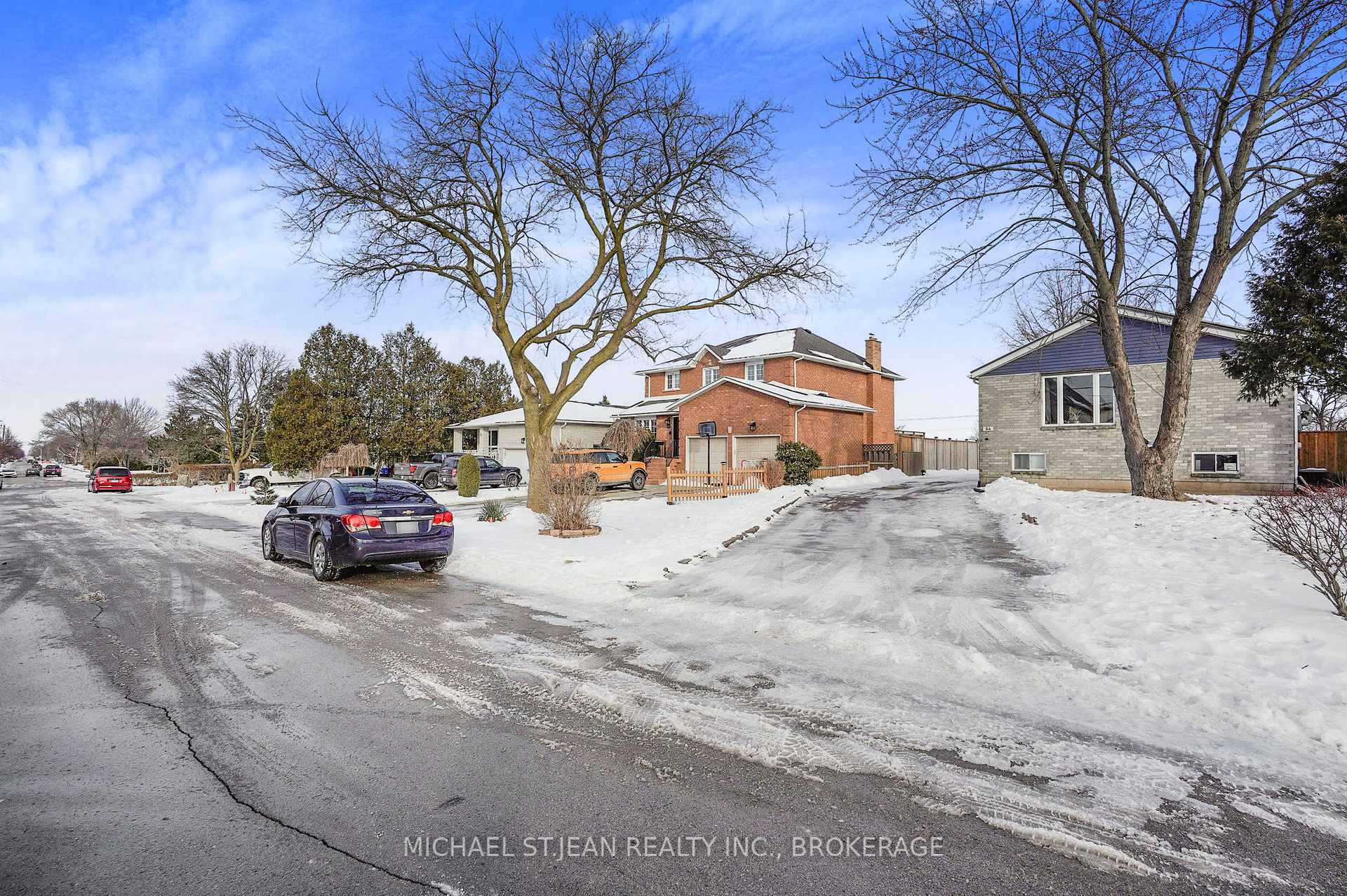 Photo 37 of 64 First Road W, Hamilton, Stoney Creek — HOMEH
