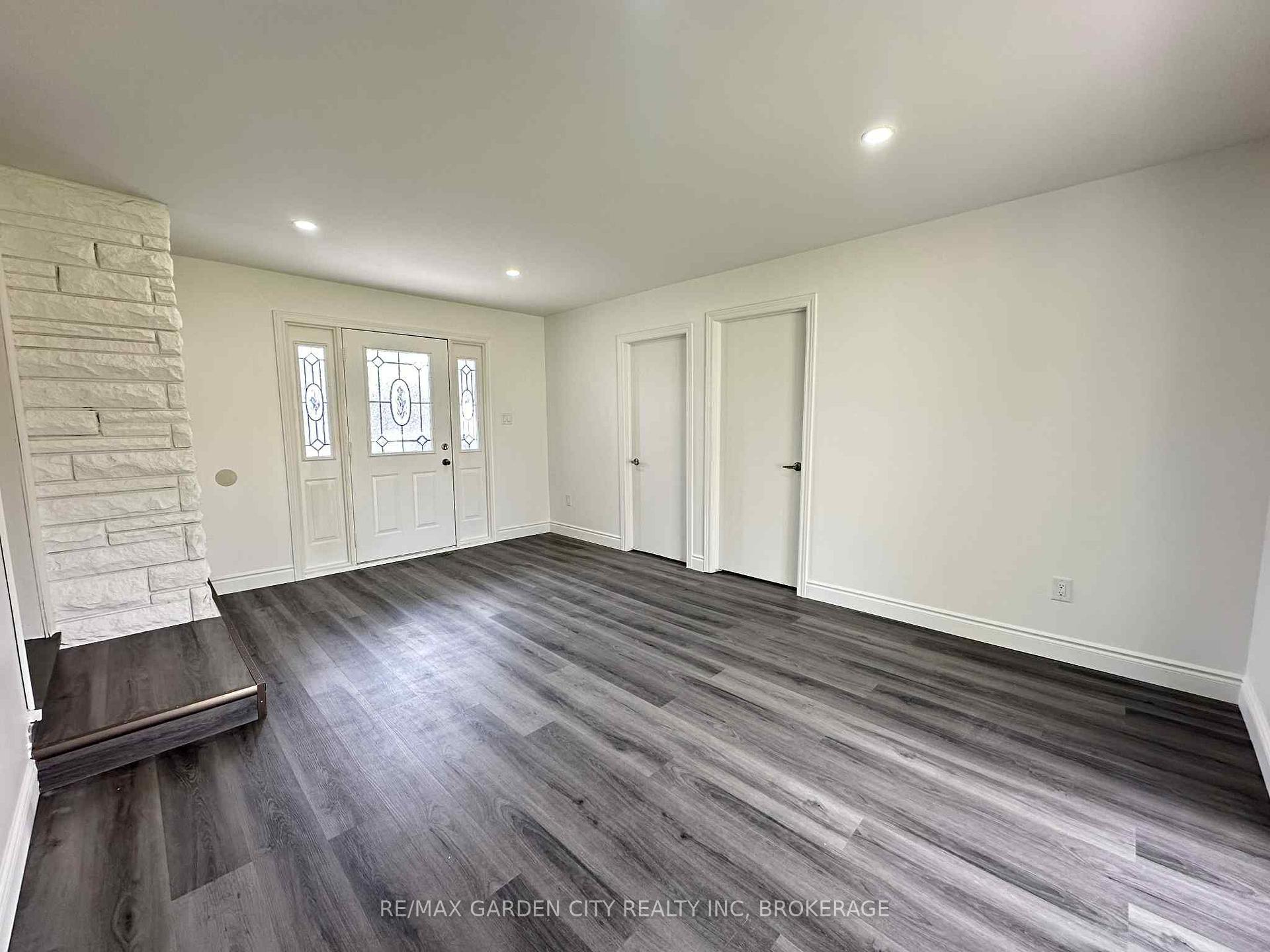 Photo 5 of Unit Unit #2, 43 Norwich Road, Hamilton, Stoney Creek — HOMEH