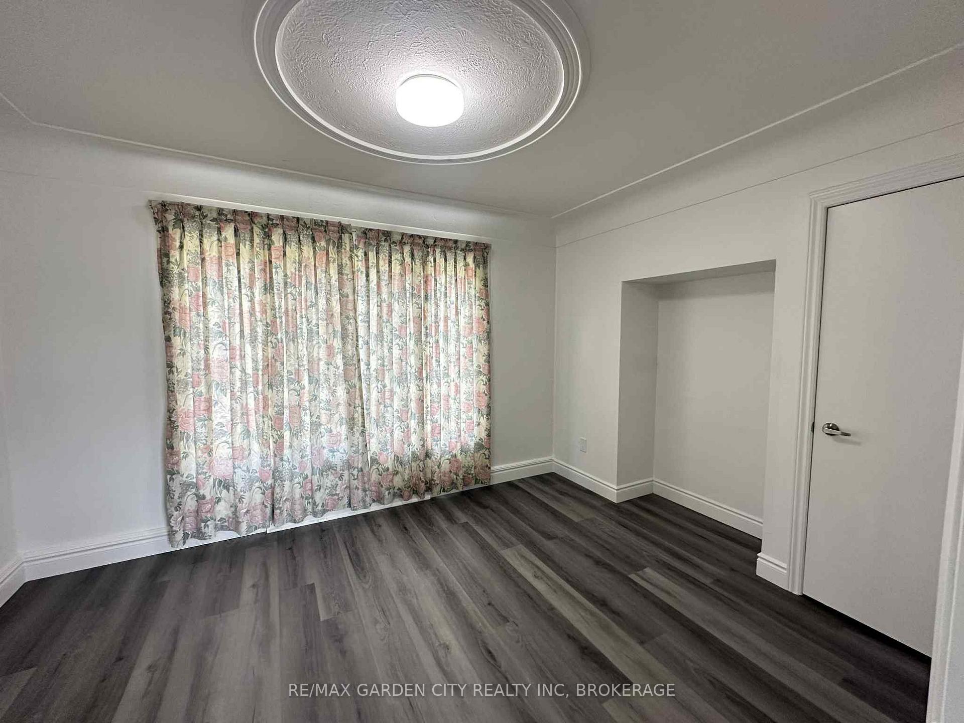 Photo 14 of Unit Unit #2, 43 Norwich Road, Hamilton, Stoney Creek — HOMEH