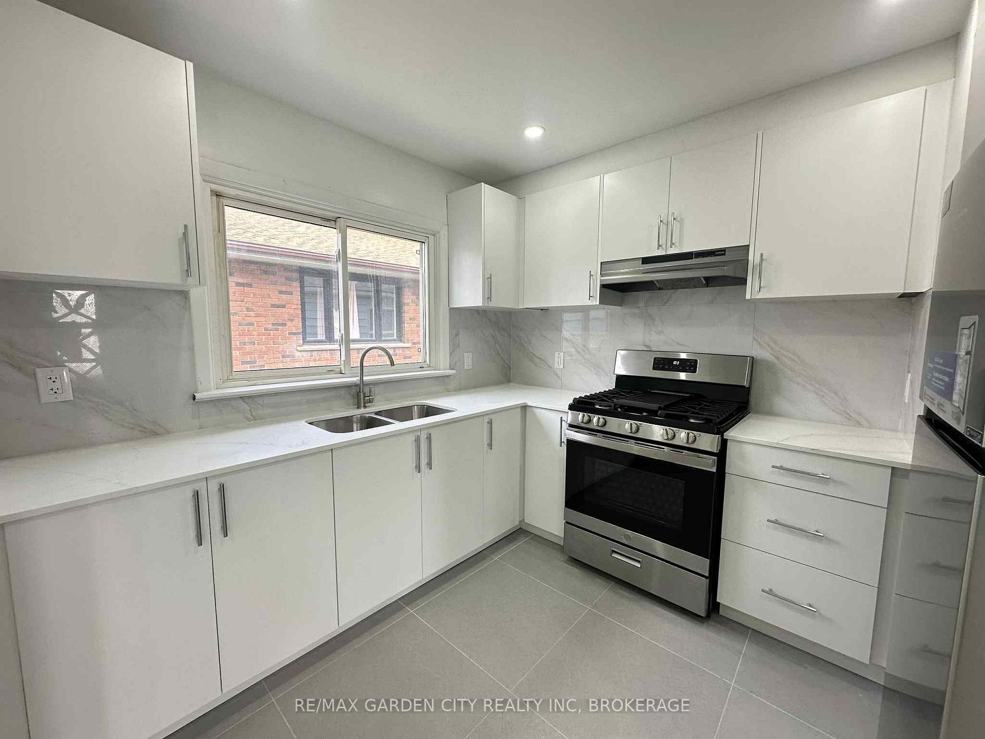 Photo 7 of Unit Unit #1, 43 Norwich Road, Hamilton, Stoney Creek — HOMEH