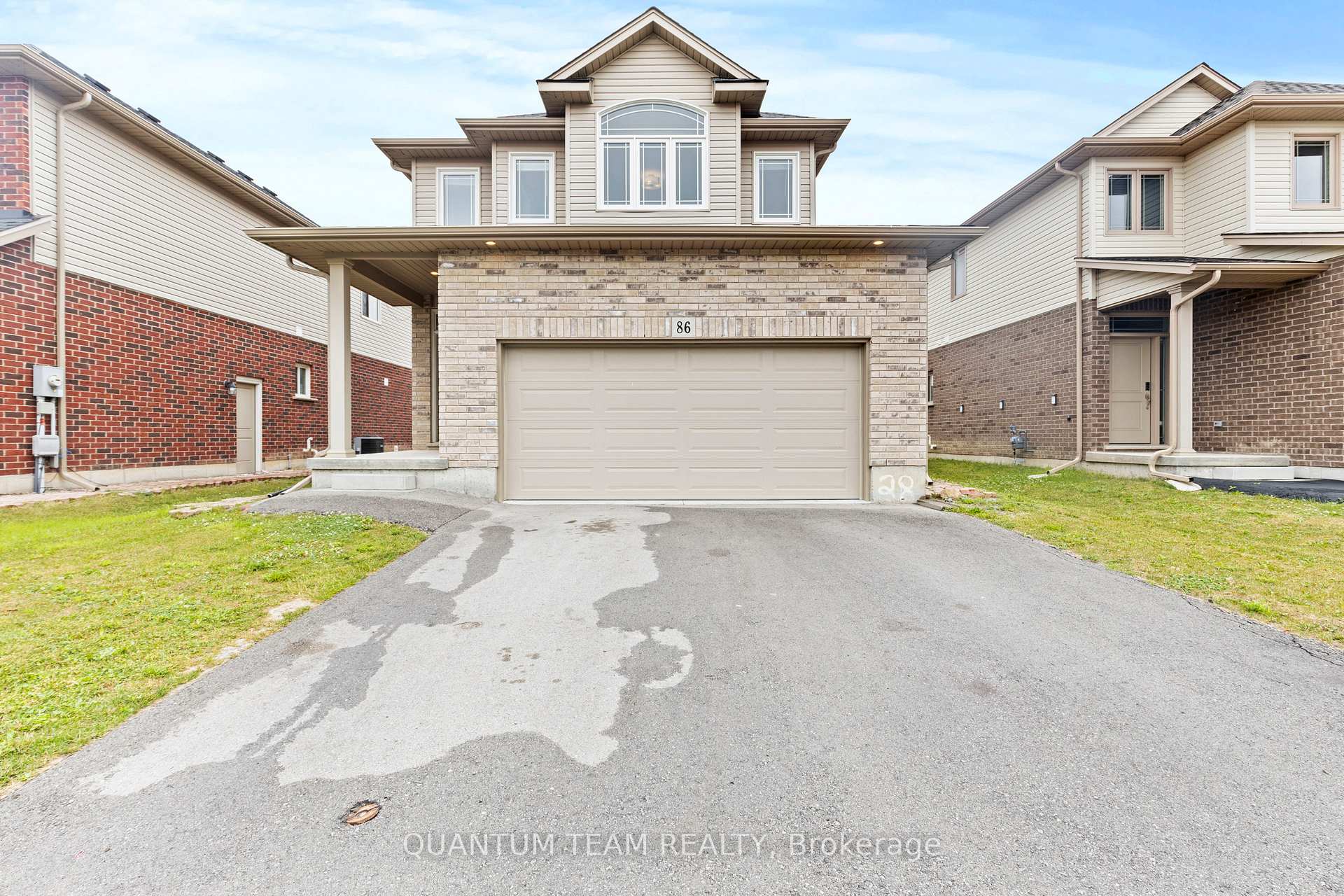 Front of 86 Homestead Way