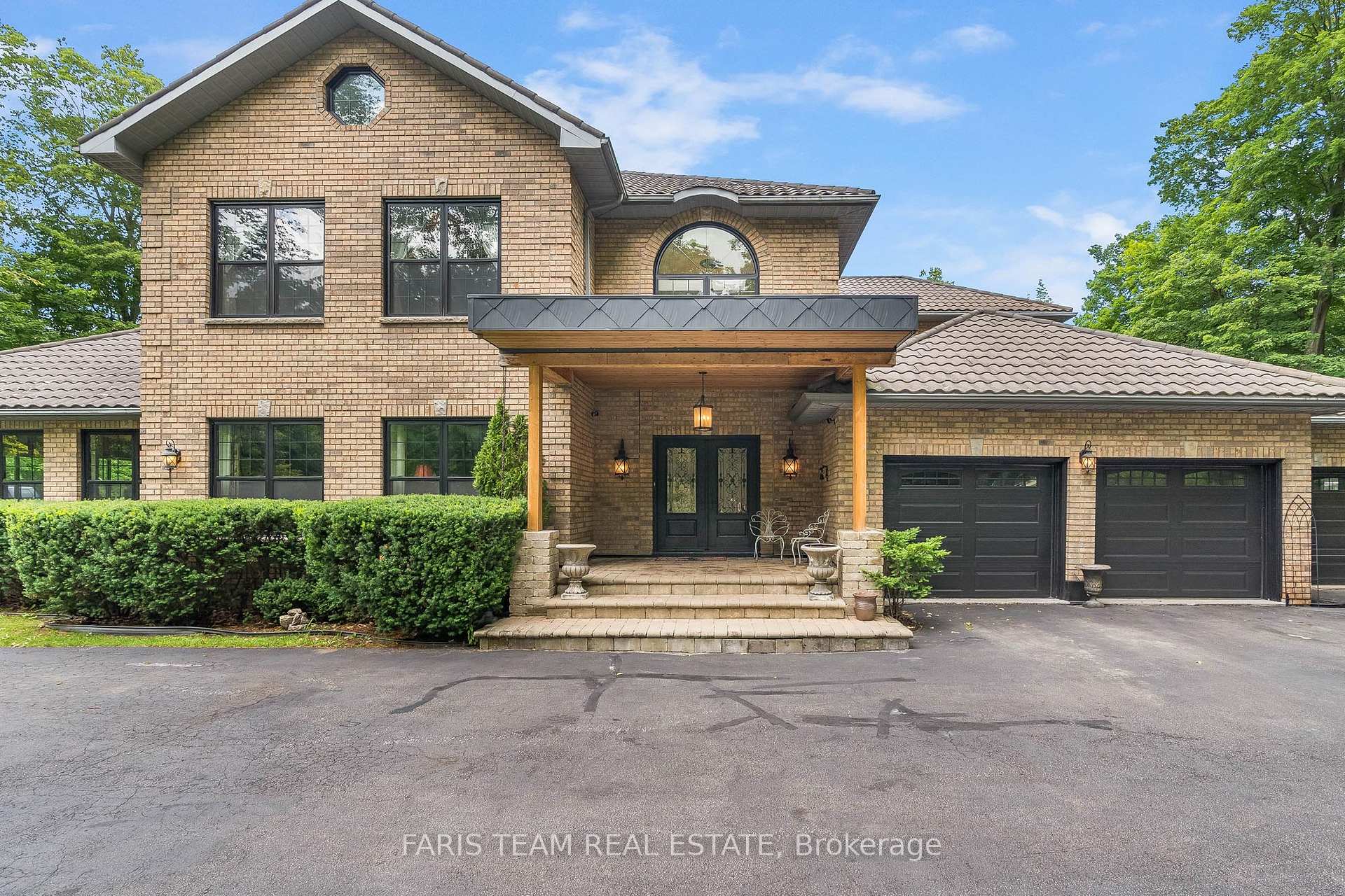 Photo 6 of 1826 Quantz Crescent, Innisfil, Rural Innisfil — HOMEH