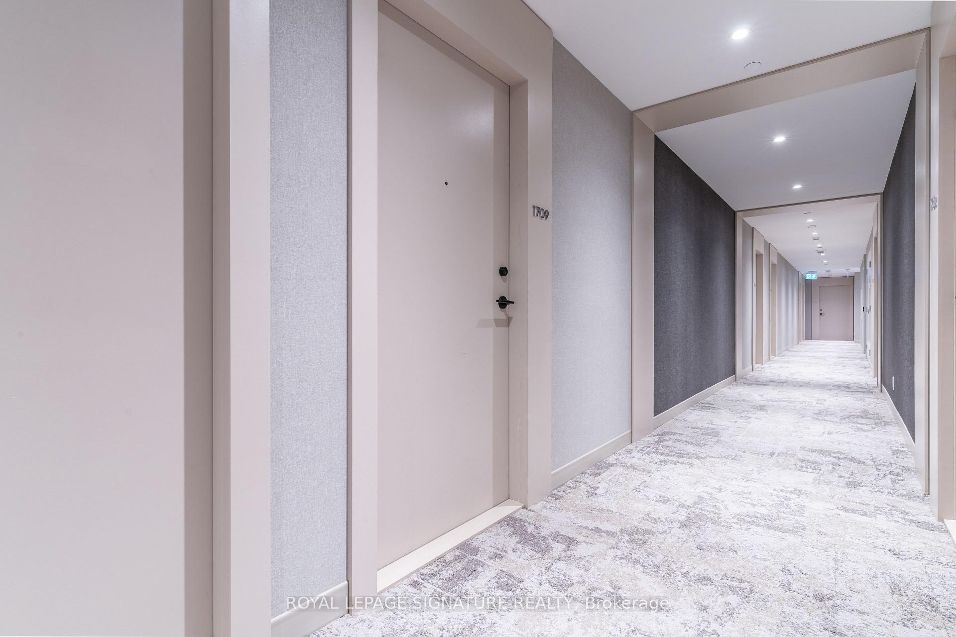 Photo 5 of Unit 1709, 2020 Bathurst Street, Toronto, Humewood-Cedarvale — HOMEH