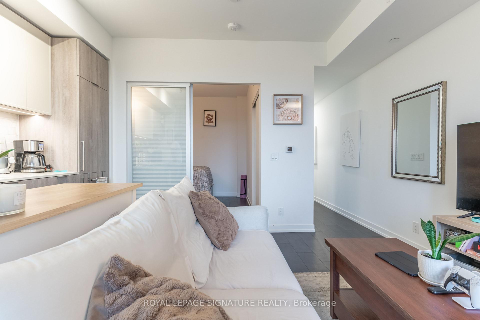 Photo 6 of Unit 1709, 2020 Bathurst Street, Toronto, Humewood-Cedarvale — HOMEH