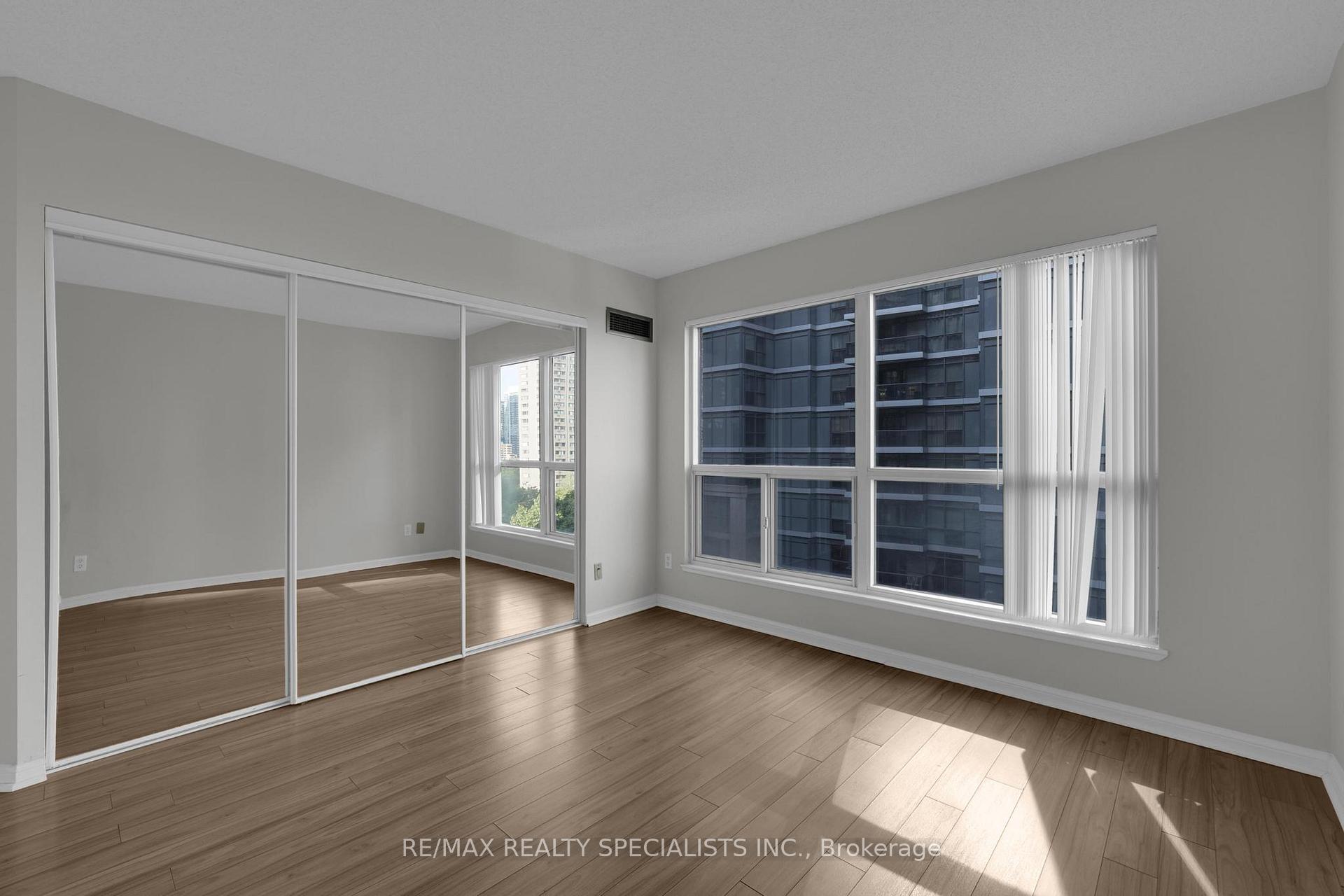 Photo 22 of Unit 704, 7 Carlton Street E, Toronto, Church-Yonge Corridor — HOMEH