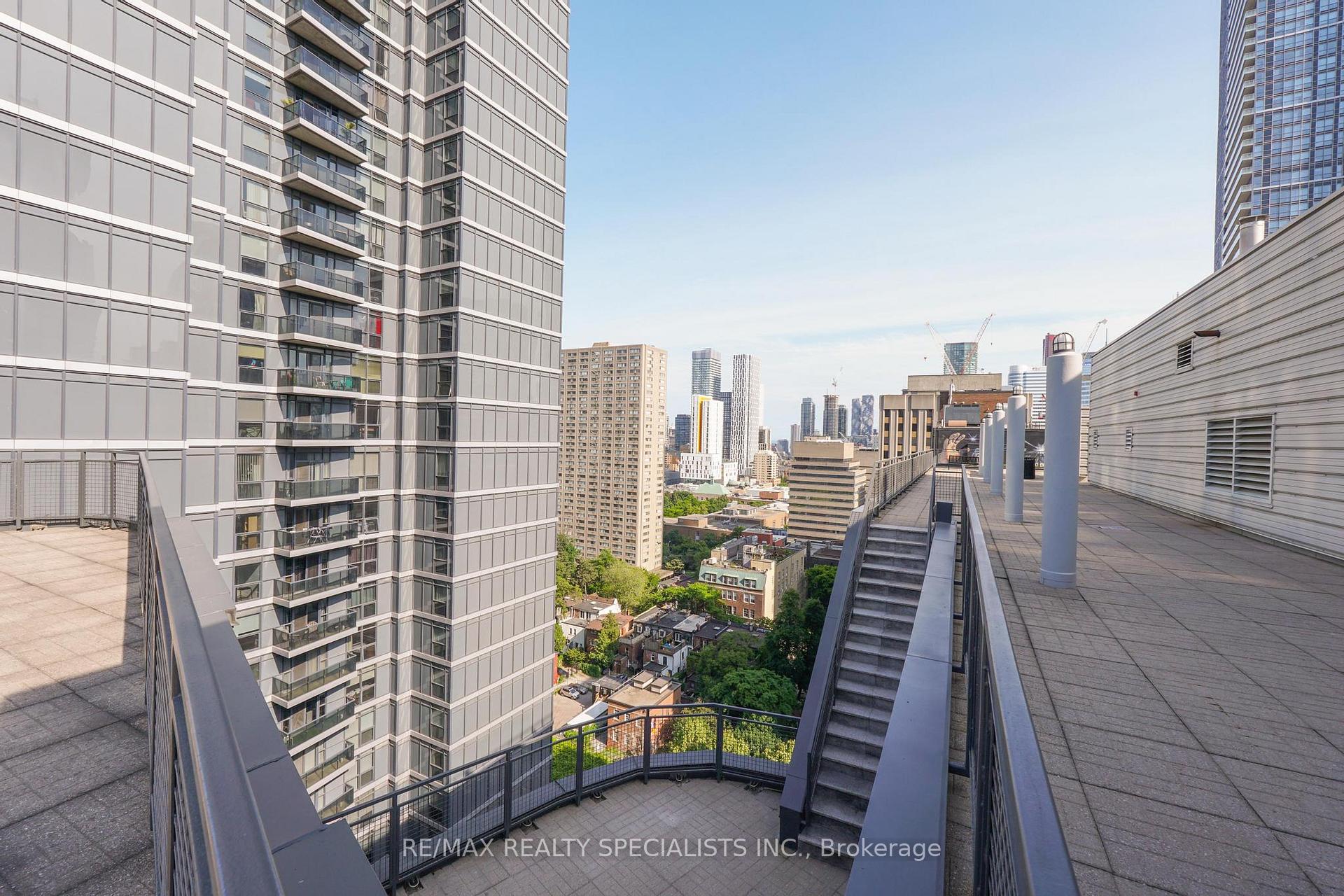 Photo 25 of Unit 704, 7 Carlton Street E, Toronto, Church-Yonge Corridor — HOMEH