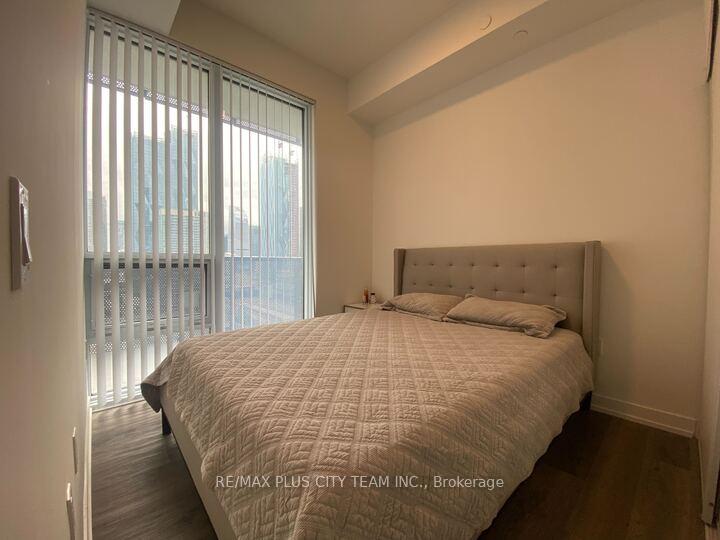 Photo 11 of Unit 2211, 55 Cooper Street, Toronto, Waterfront Communities — HOMEH