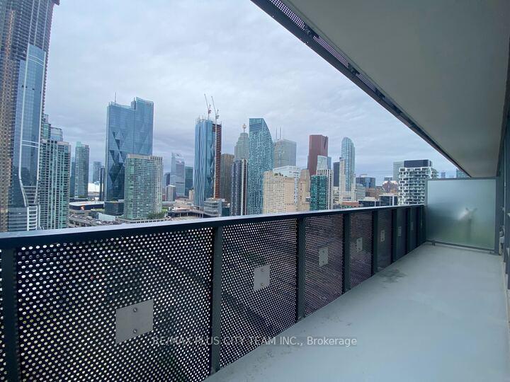 Photo 13 of Unit 2211, 55 Cooper Street, Toronto, Waterfront Communities — HOMEH