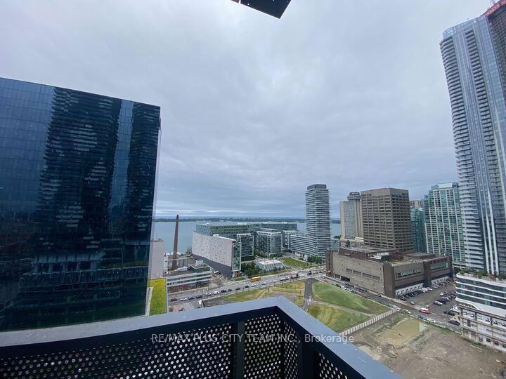 Photo 14 of Unit 2211, 55 Cooper Street, Toronto, Waterfront Communities — HOMEH