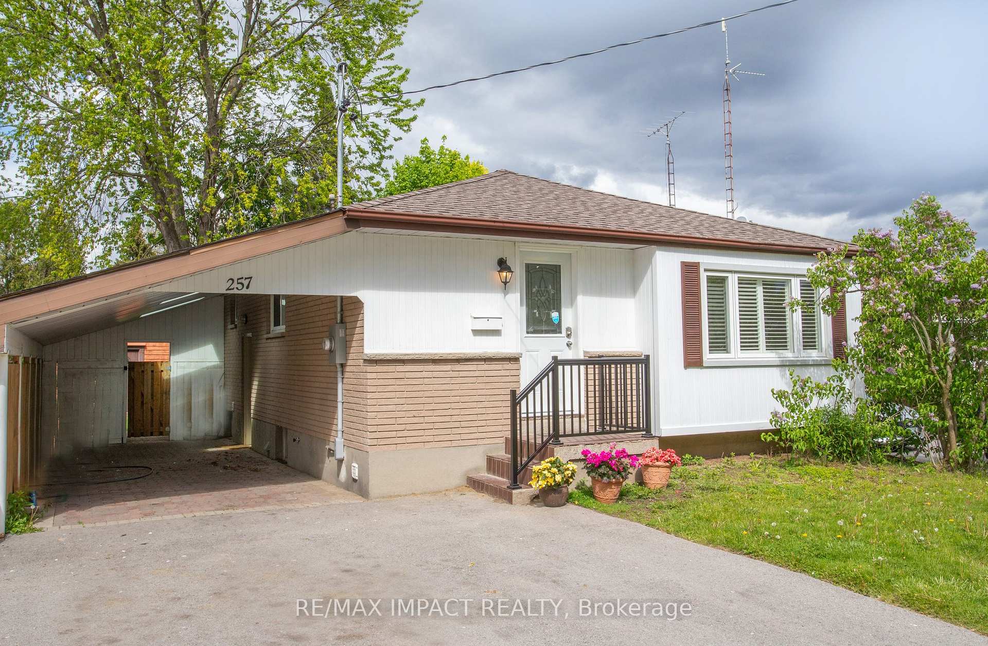Photo 1 of 257 Arden Drive, Oshawa, Eastdale — HOMEH