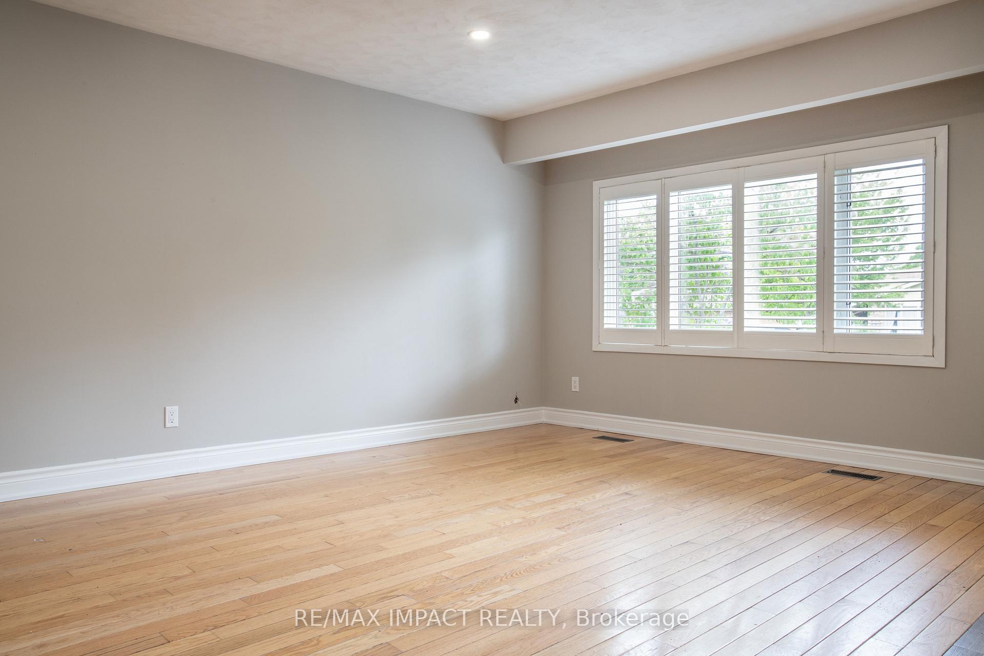 Photo 3 of 257 Arden Drive, Oshawa, Eastdale — HOMEH