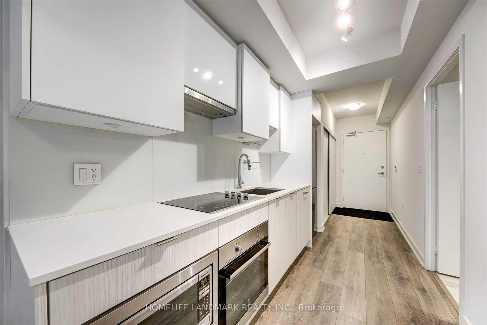 Photo 1 of Unit 908, 99 Broadway Avenue, Toronto, Mount Pleasant West — HOMEH