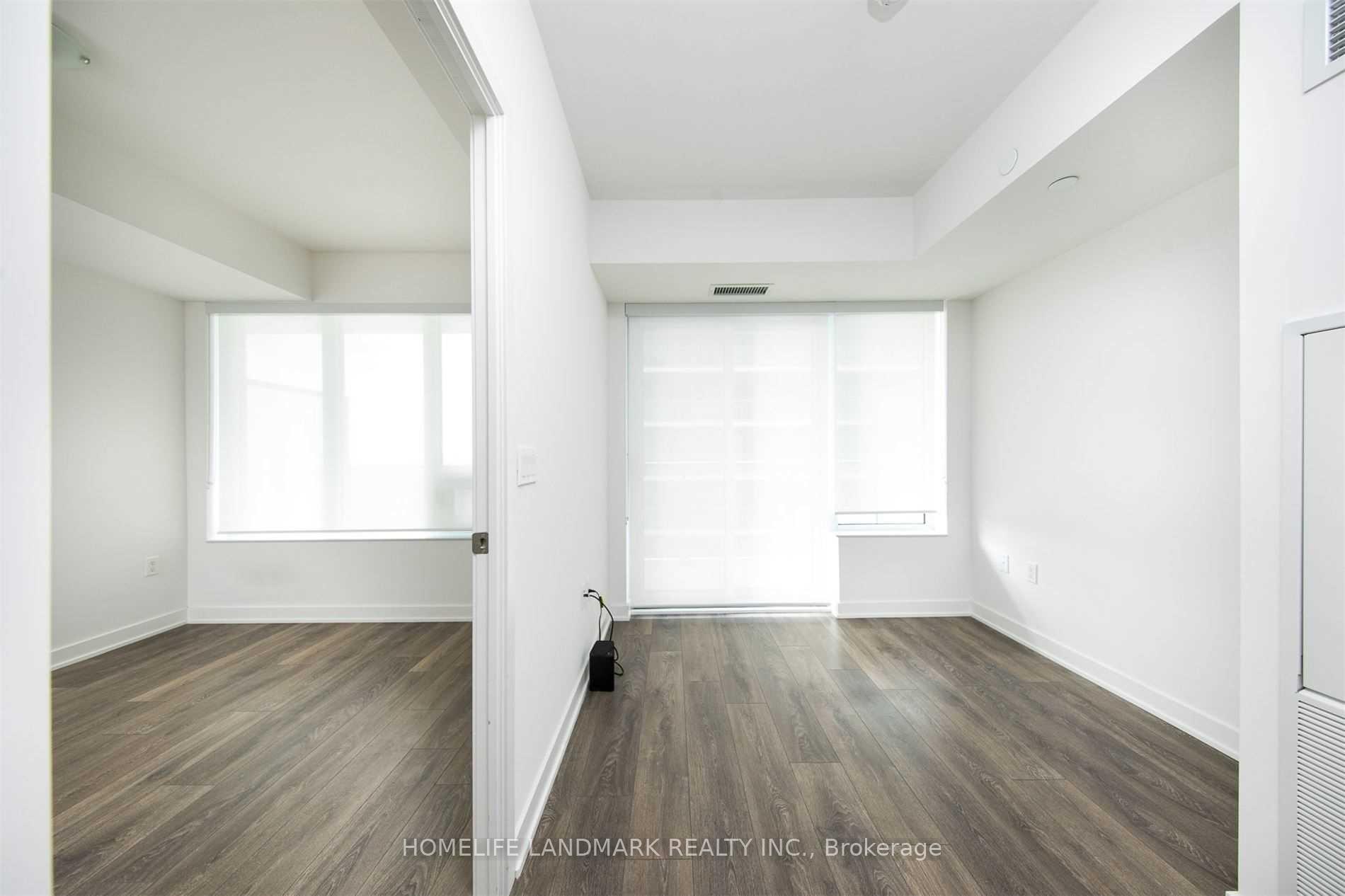 Photo 4 of Unit 908, 99 Broadway Avenue, Toronto, Mount Pleasant West — HOMEH