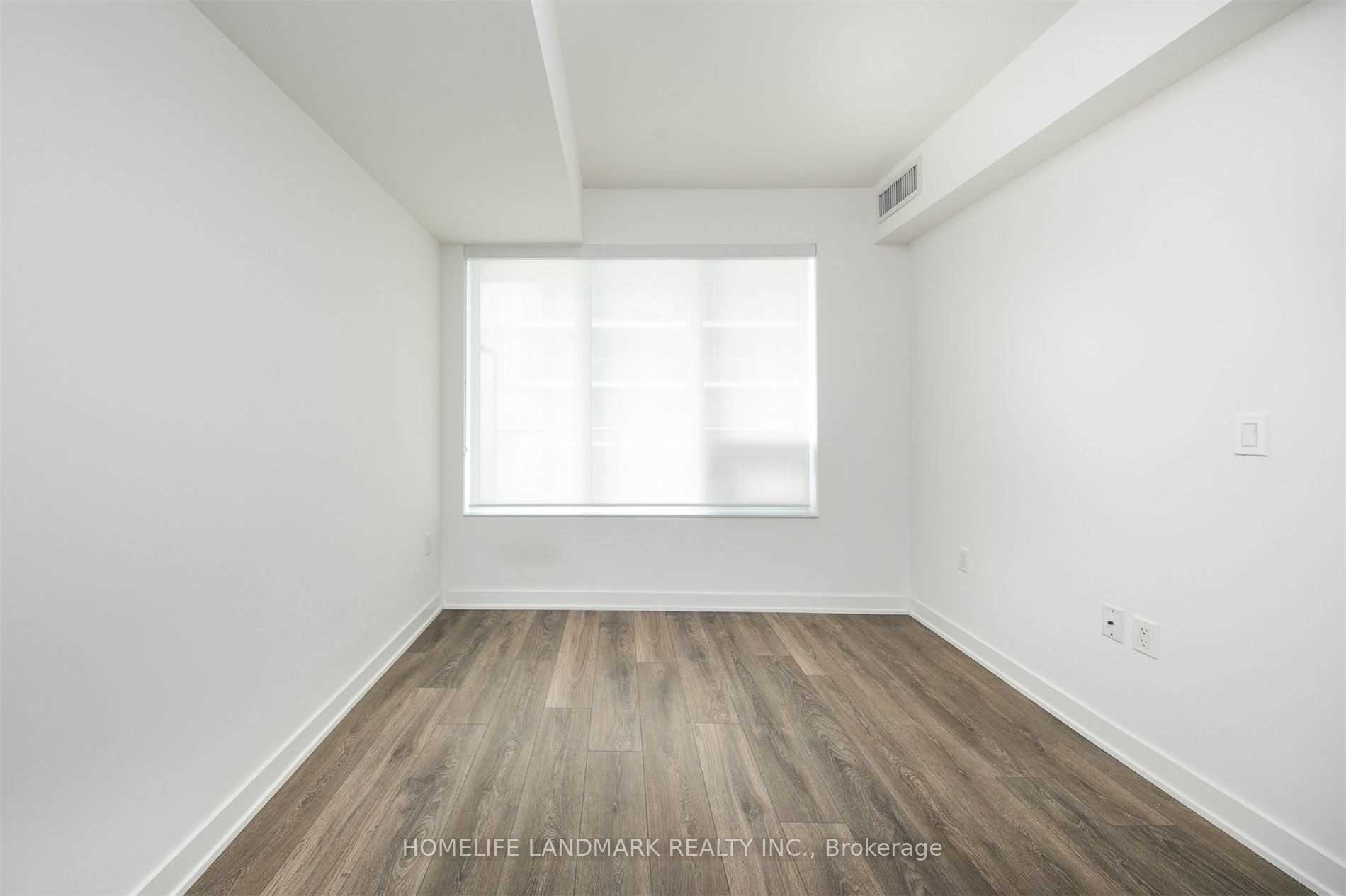 Photo 3 of Unit 908, 99 Broadway Avenue, Toronto, Mount Pleasant West — HOMEH
