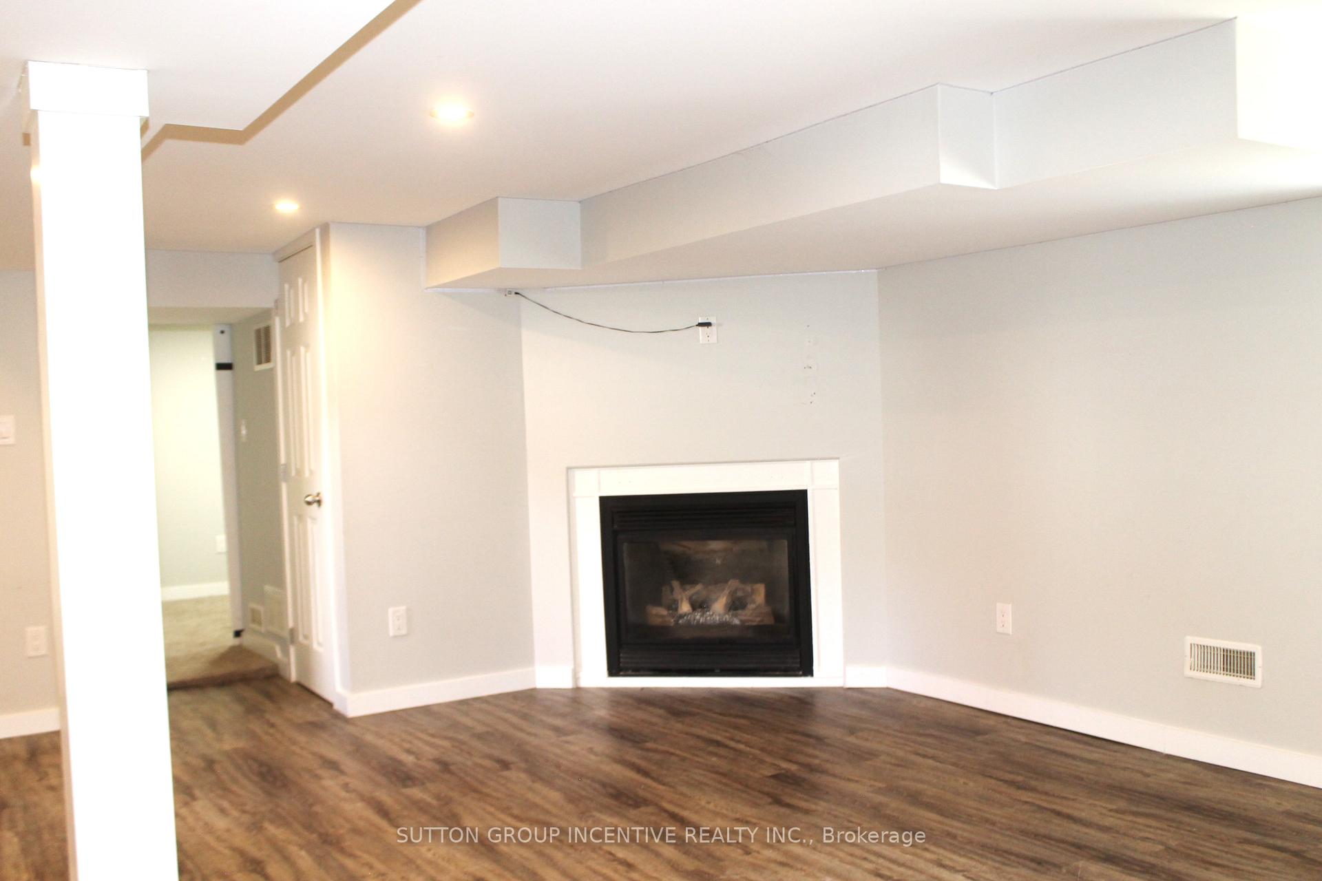 Photo 12 of 147 Codrington Street, Barrie, Codrington — HOMEH