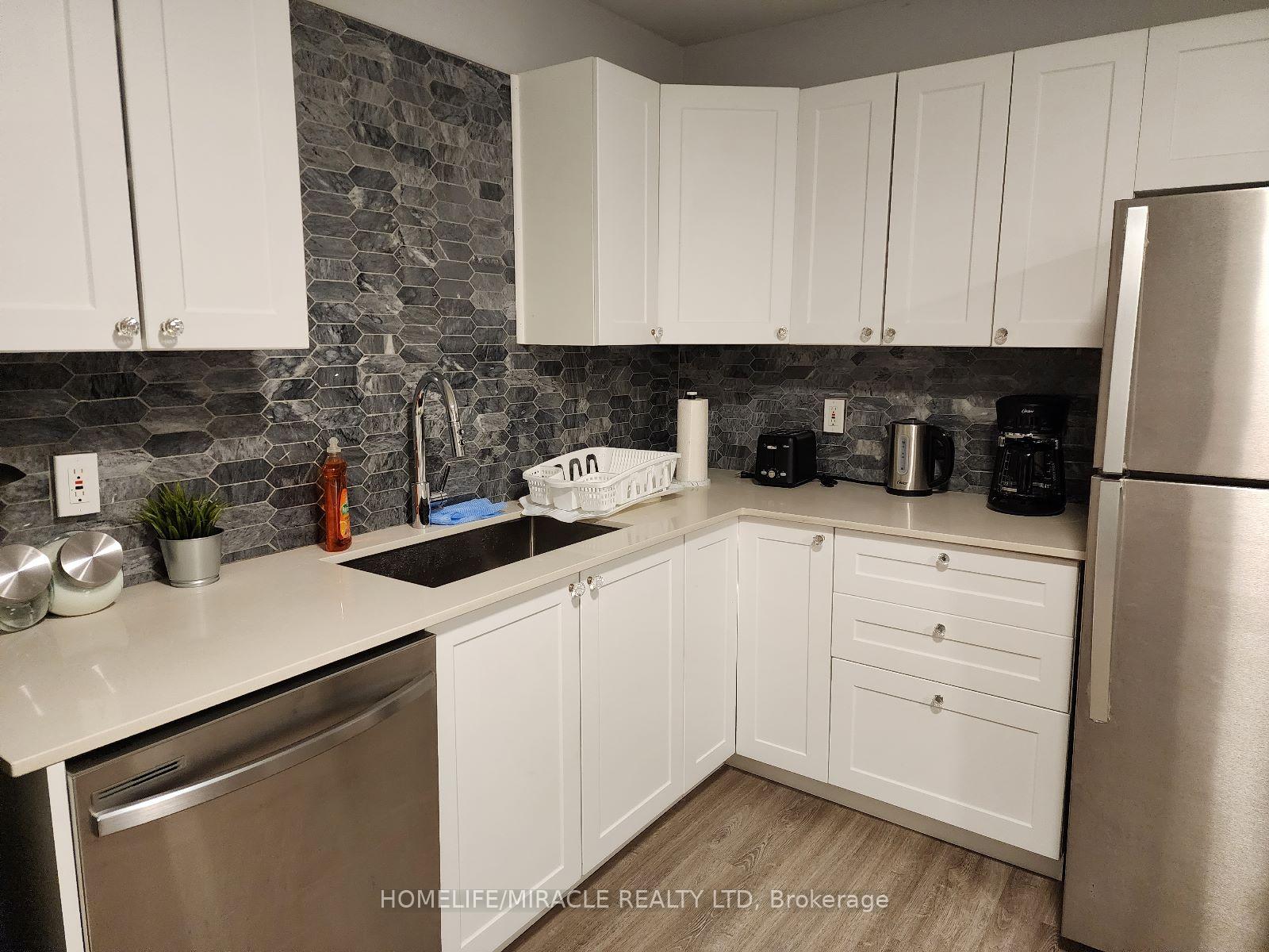 Photo 10 of Unit Unit 5 Level 1, 87 westmount Road N, Waterloo — HOMEH