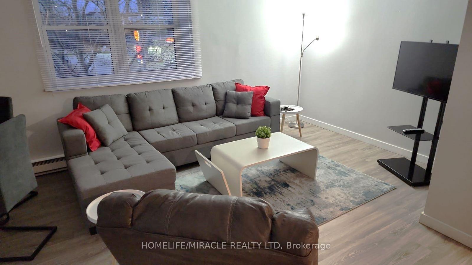 Photo 13 of Unit Unit 5 Level 1, 87 westmount Road N, Waterloo — HOMEH