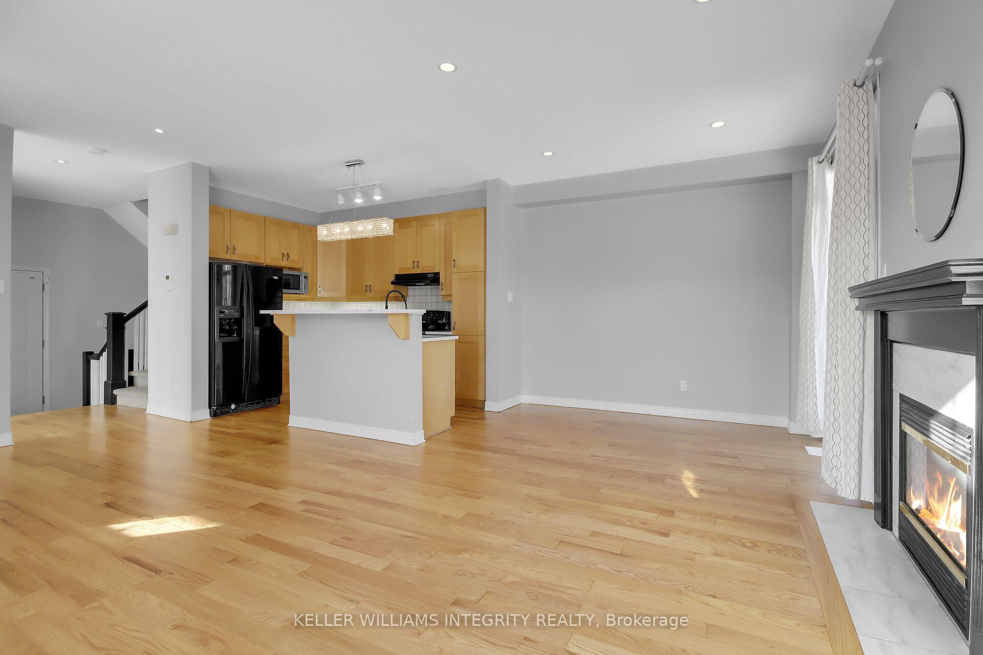 Photo 14 of 501 Devonwood Circle, Ottawa, Blossom Park/Kemp Park/Findlay Creek — HOMEH