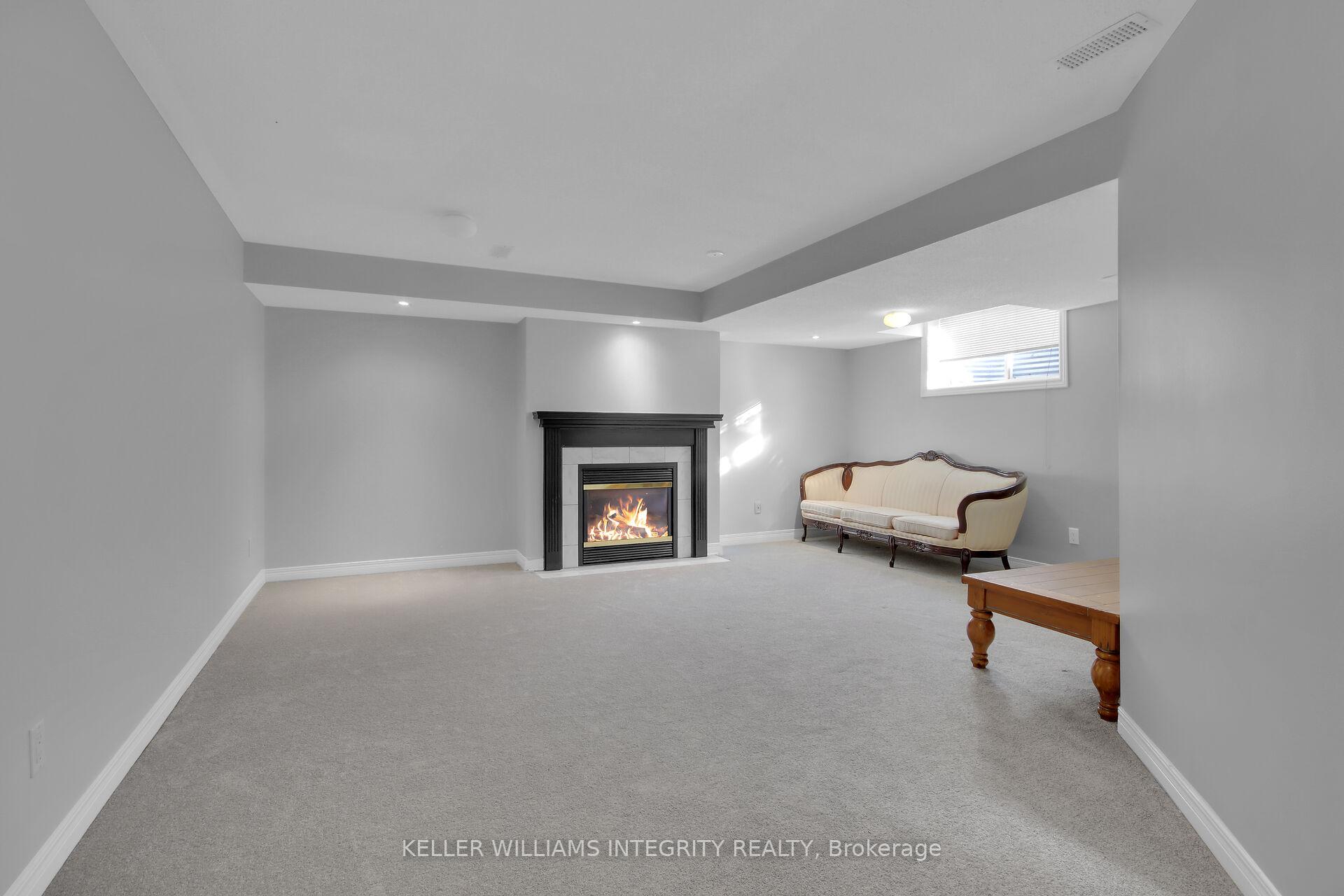 Photo 33 of 501 Devonwood Circle, Ottawa, Blossom Park/Kemp Park/Findlay Creek — HOMEH