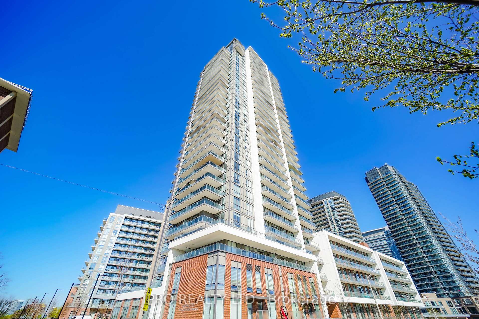 Front of Unit 407, 32 Forest Manor Road