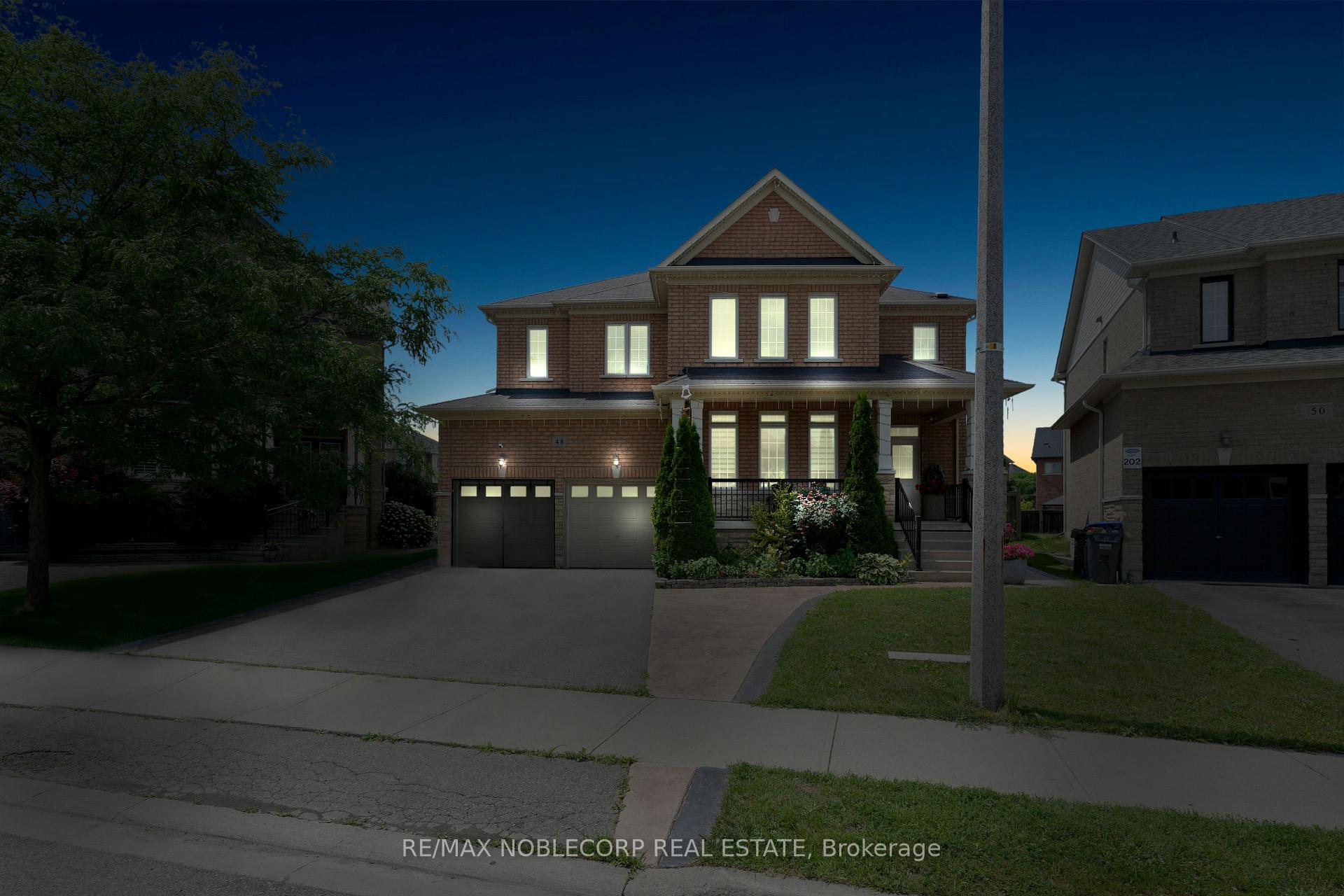 Photo 2 of 48 Monabelle Crescent, Brampton, Vales of Castlemore North — HOMEH