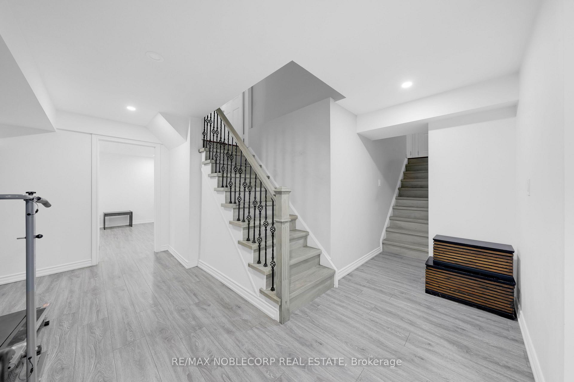 Photo 34 of 48 Monabelle Crescent, Brampton, Vales of Castlemore North — HOMEH