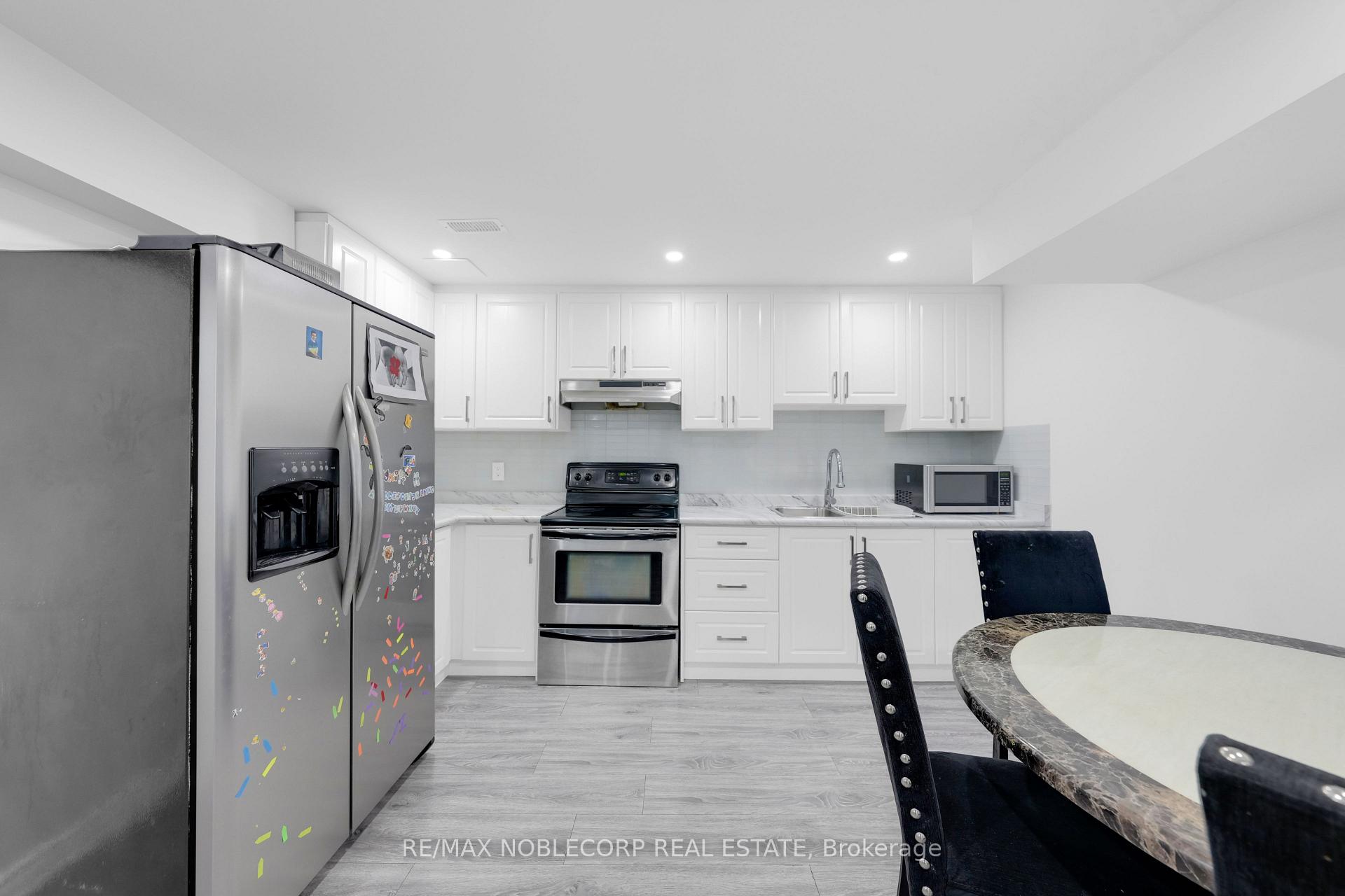 Photo 31 of 48 Monabelle Crescent, Brampton, Vales of Castlemore North — HOMEH