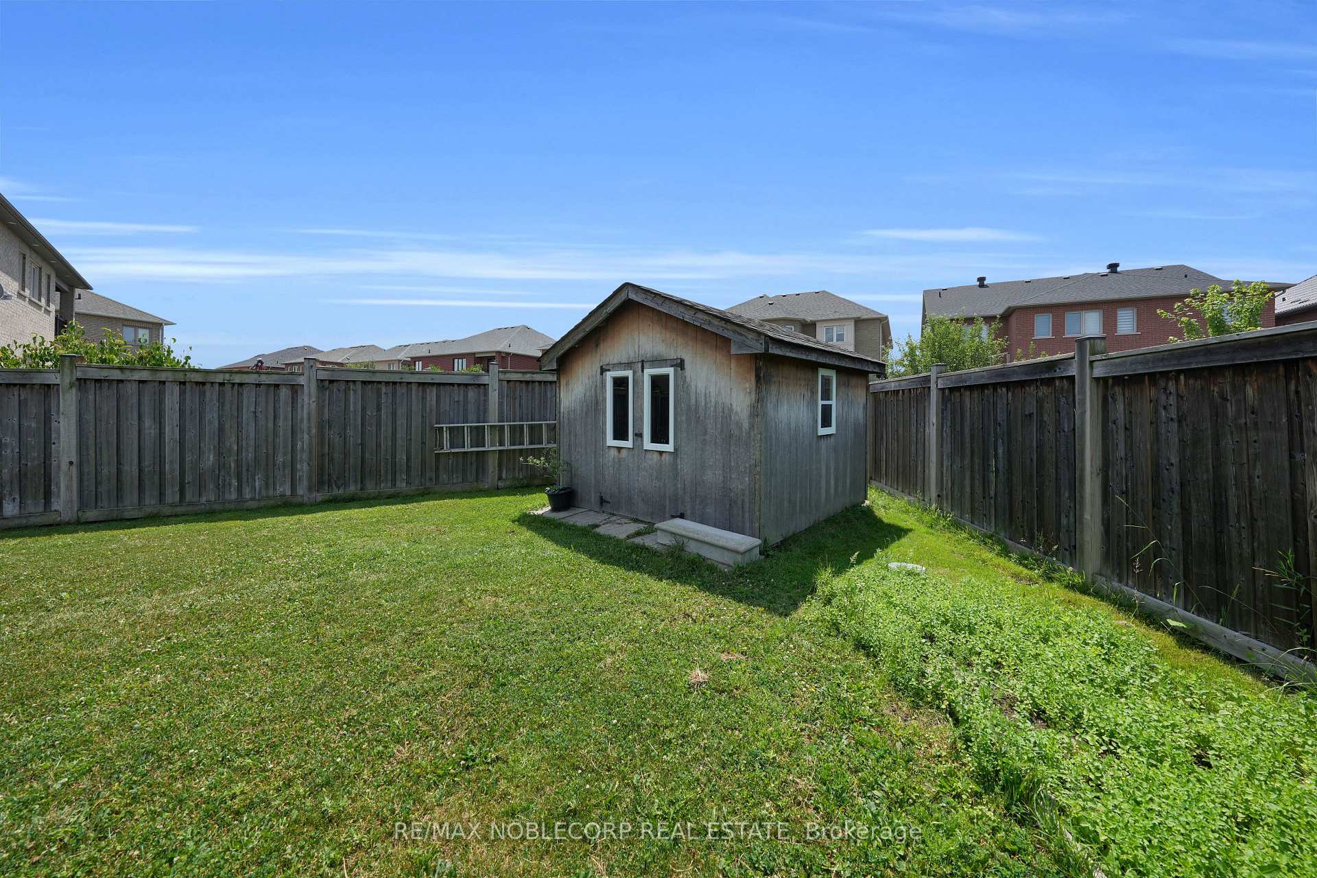 Photo 44 of 48 Monabelle Crescent, Brampton, Vales of Castlemore North — HOMEH