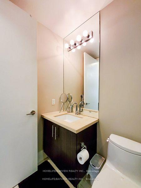 Photo 10 of Unit 924, 39 Queens Quay E, Toronto, Waterfront Communities — HOMEH