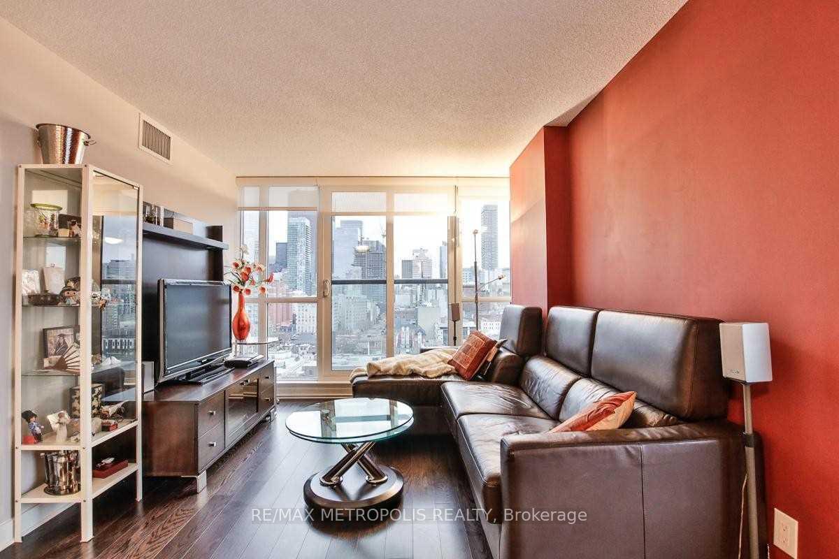 Photo 3 of Unit 1413, 320 Richmond Street E, Toronto, Moss Park — HOMEH